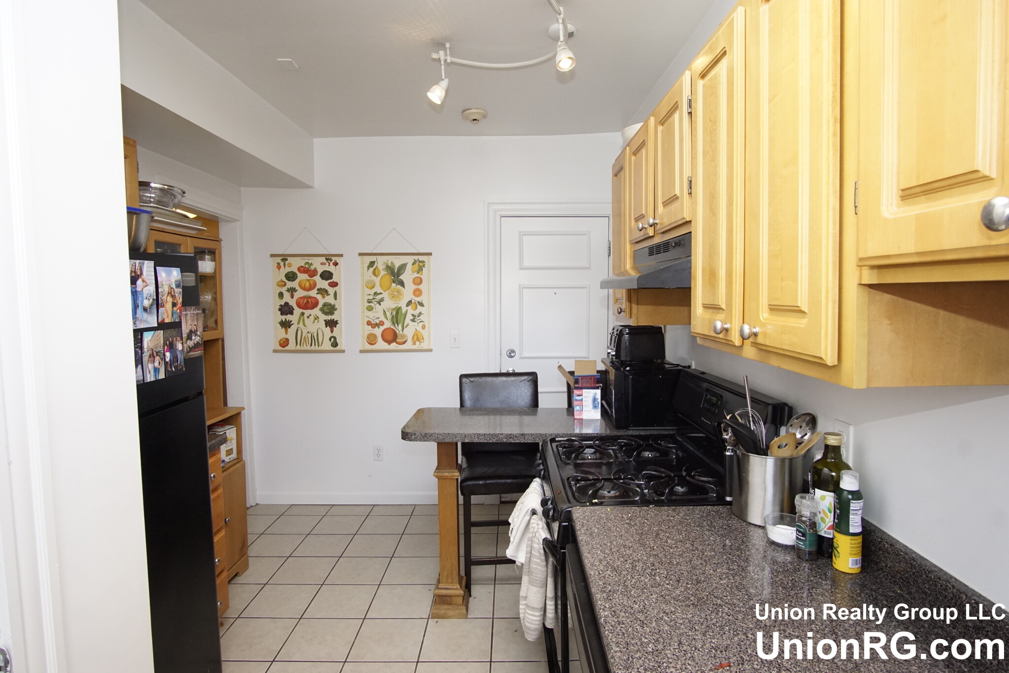 1942 Beacon St, Brighton