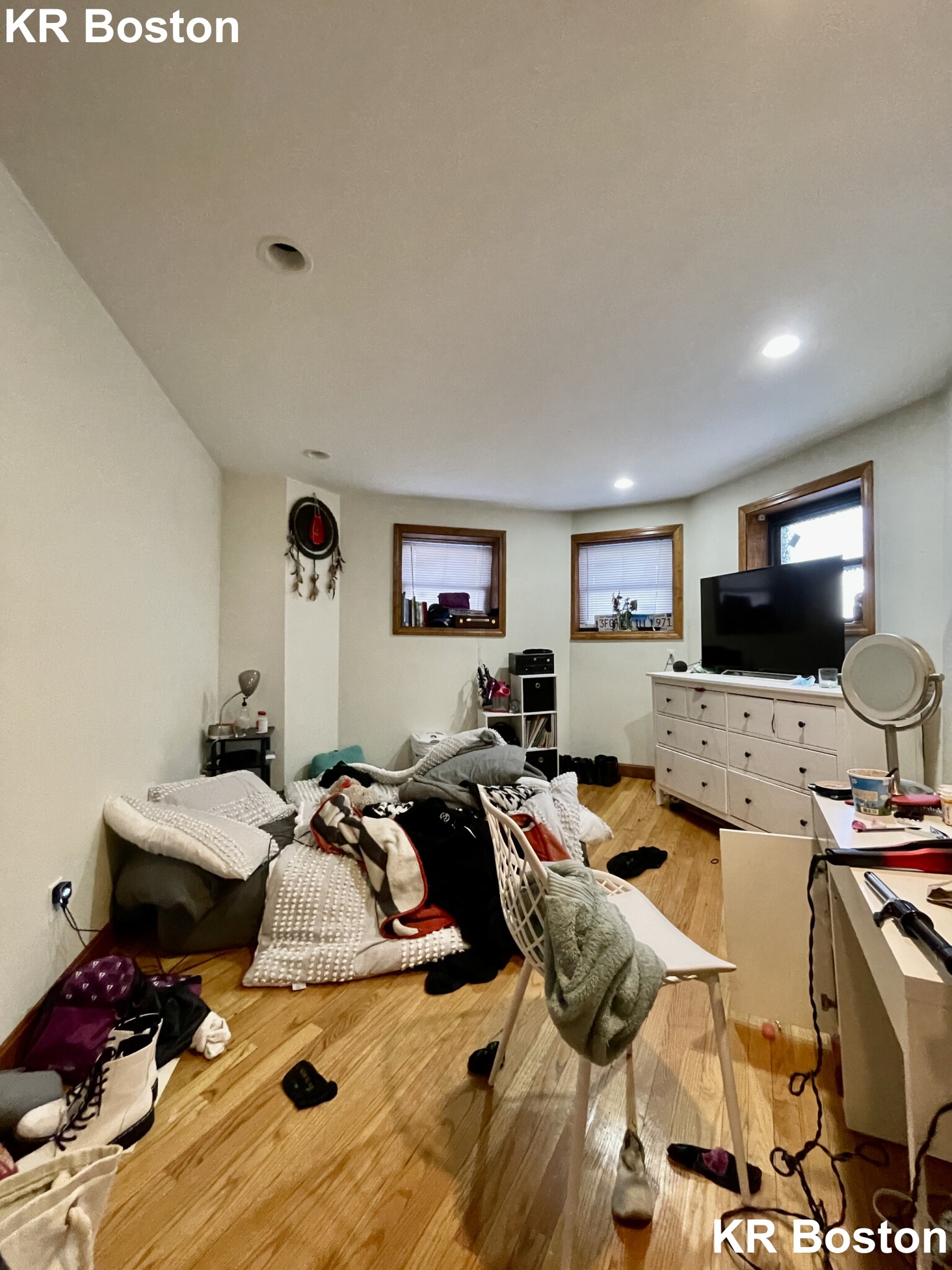 1421 Commonwealth Ave, Brighton