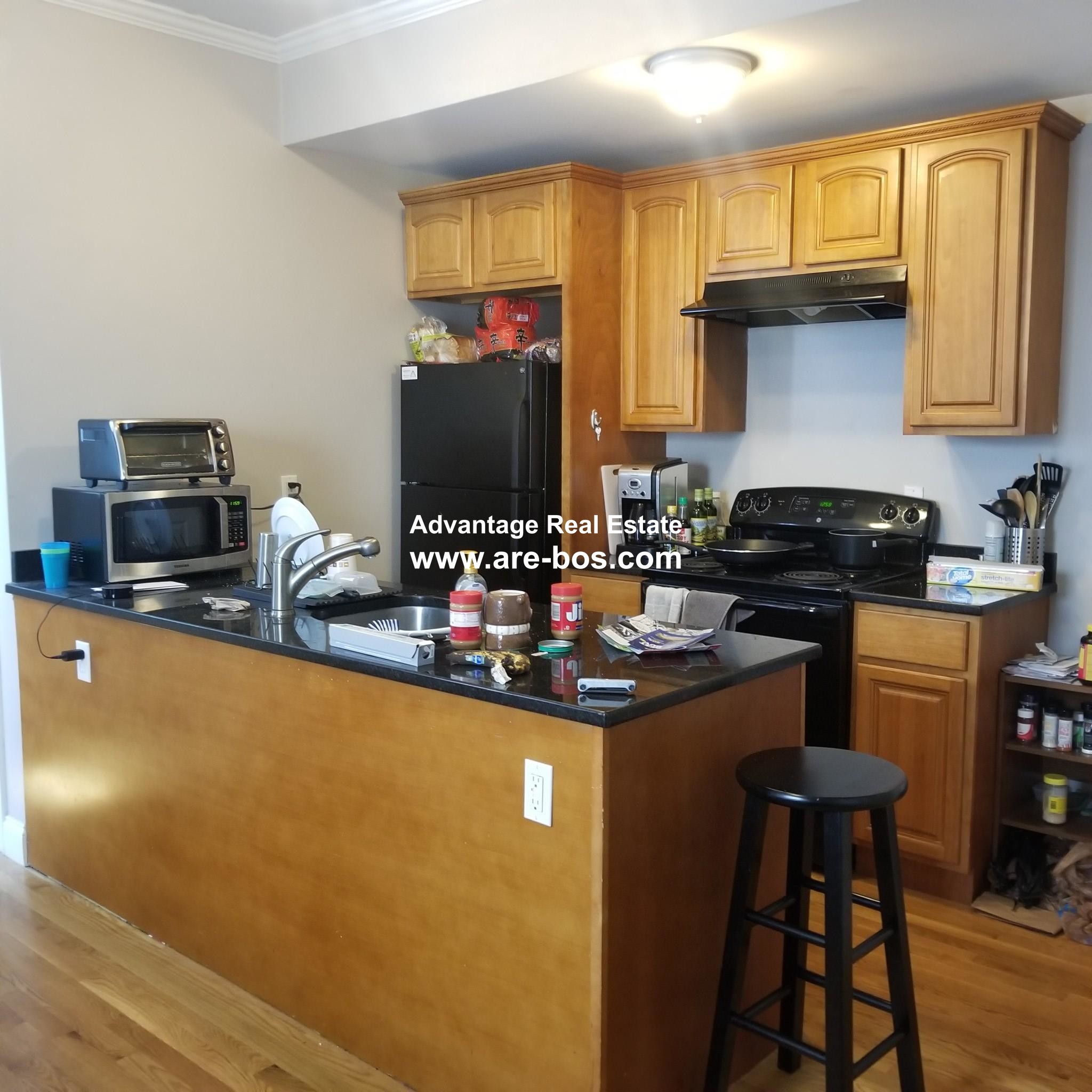 23 Saint Lukes Rd, Allston