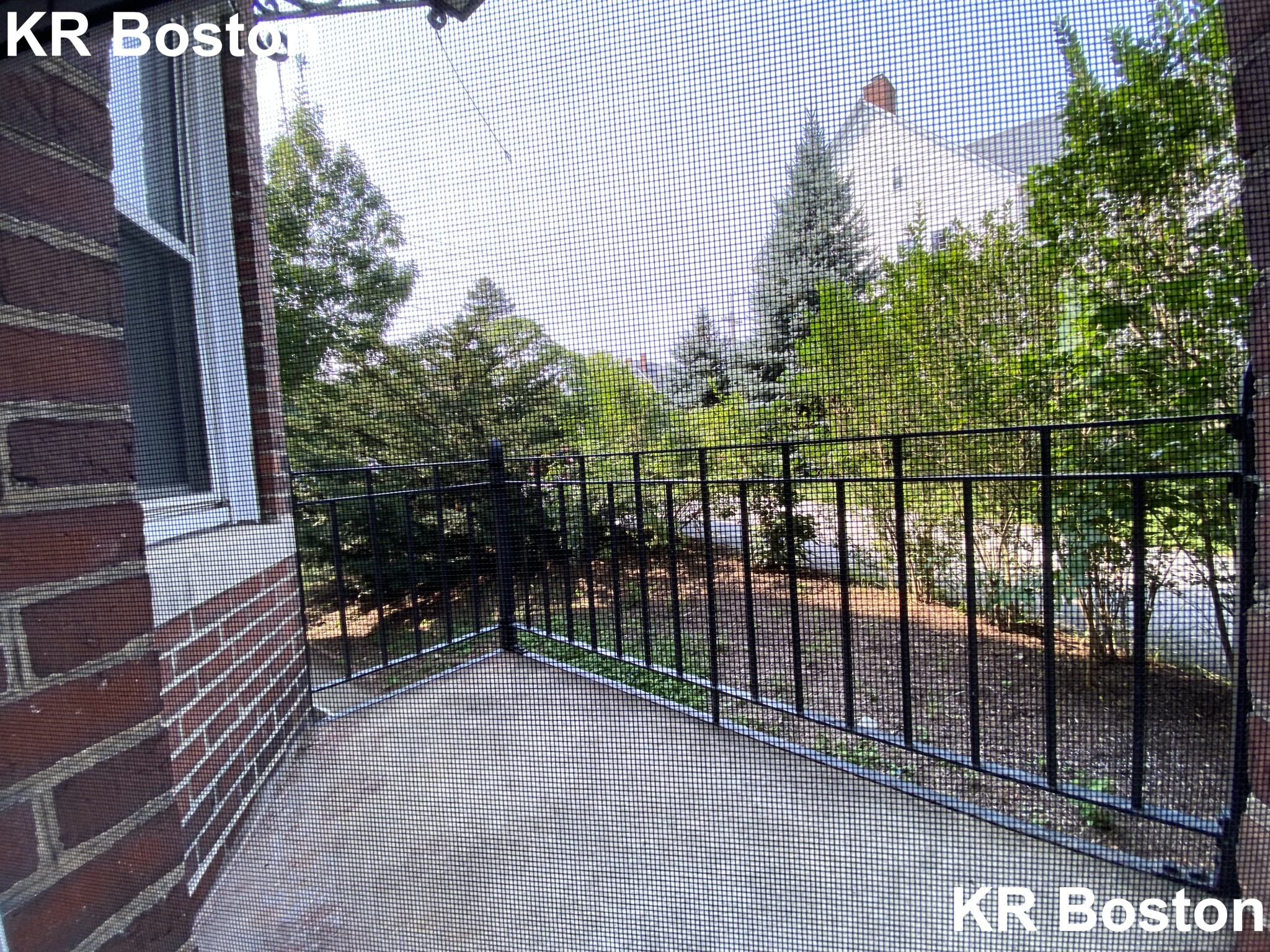 156 Summer St, Winter Hill