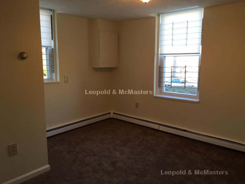 41 Chestnut Hill Ave, Brighton