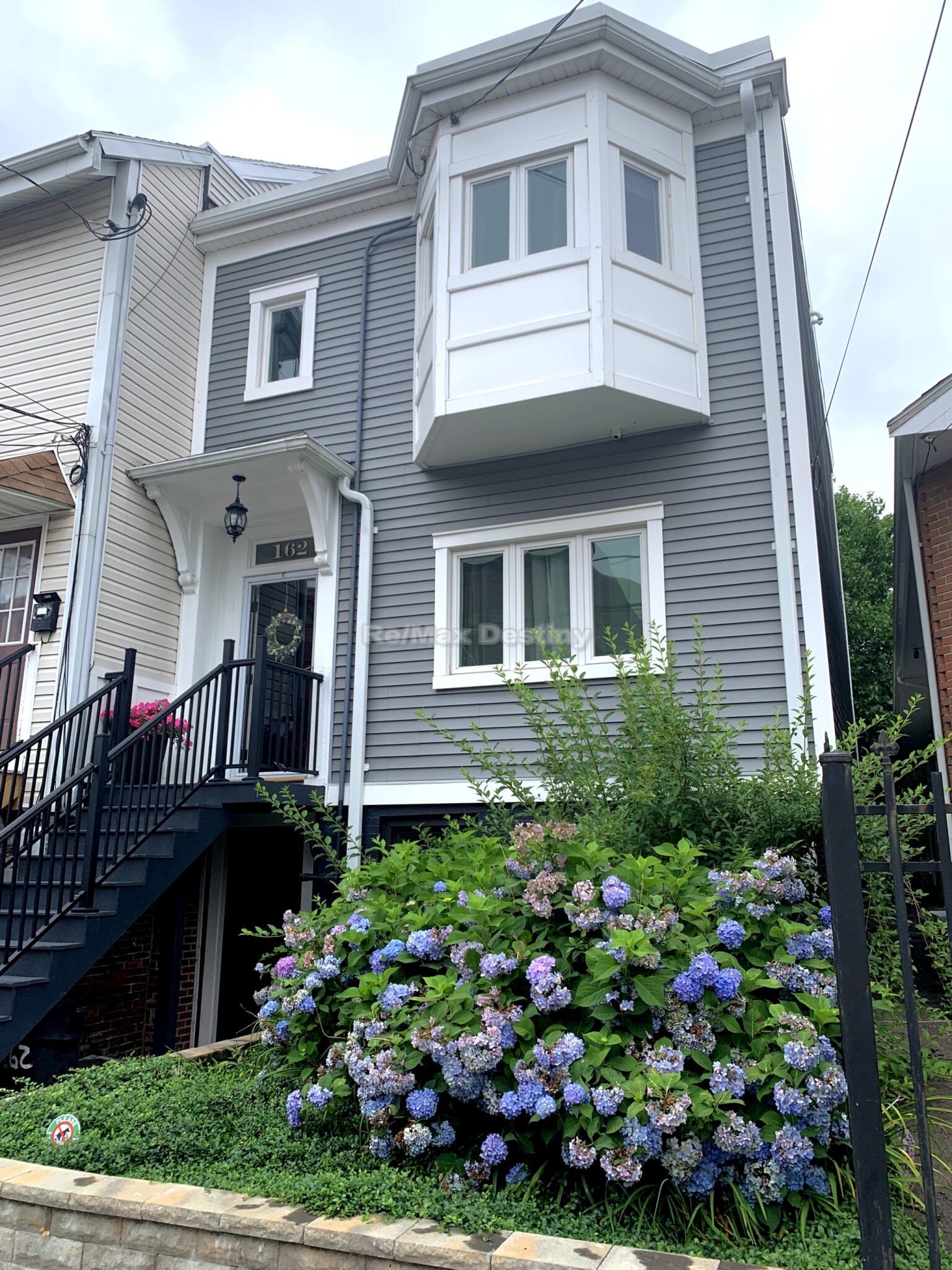 162 Saratoga St, East Boston