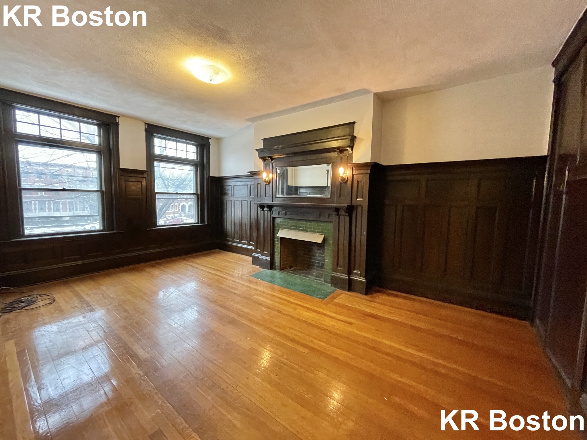 1908 Beacon St, Chestnut Hill