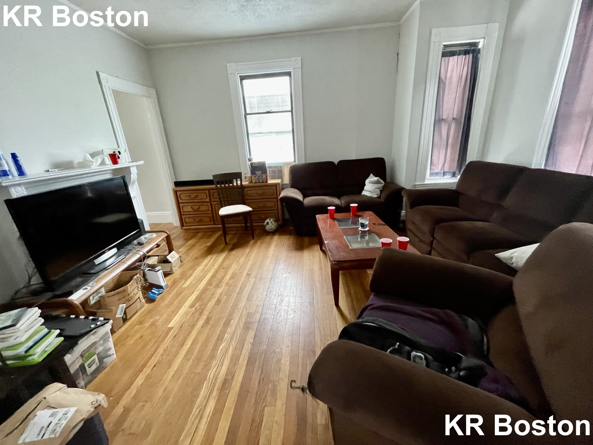 13 Saunders St, Allston