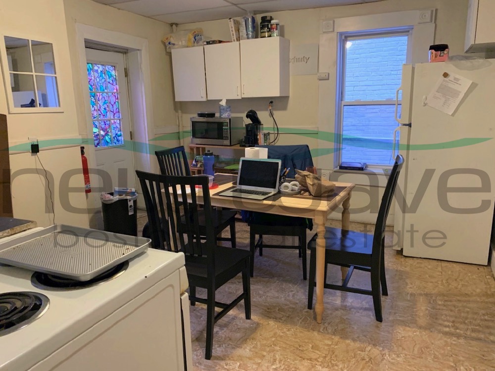 212 Hemenway St, Fenway