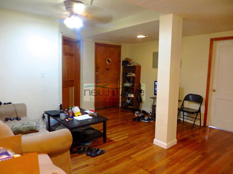 58 Queensberry, Fenway