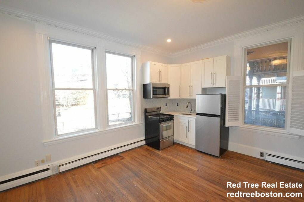 41 Elmore St, Roxbury