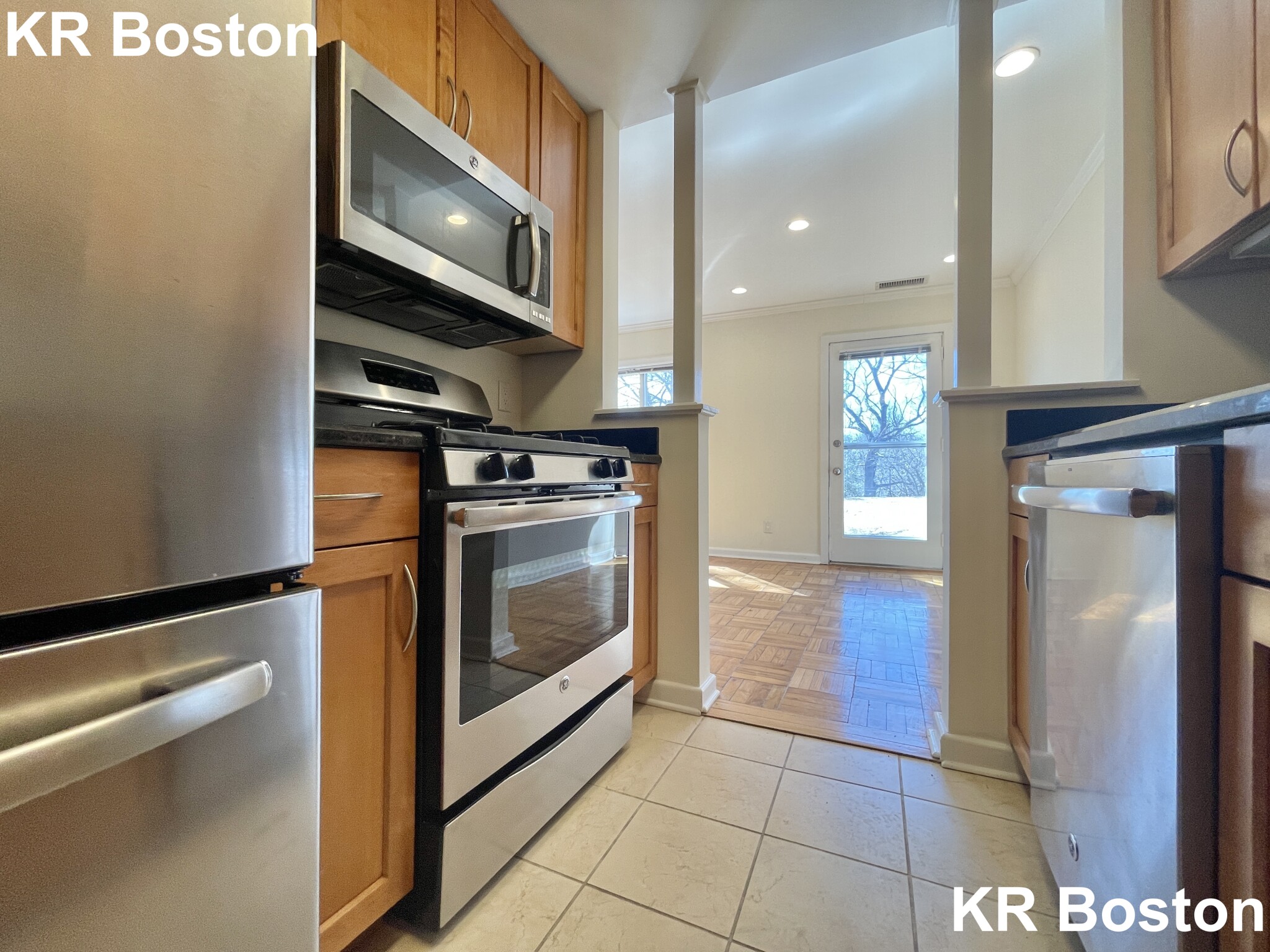 128 Sherman Rd, Chestnut Hill