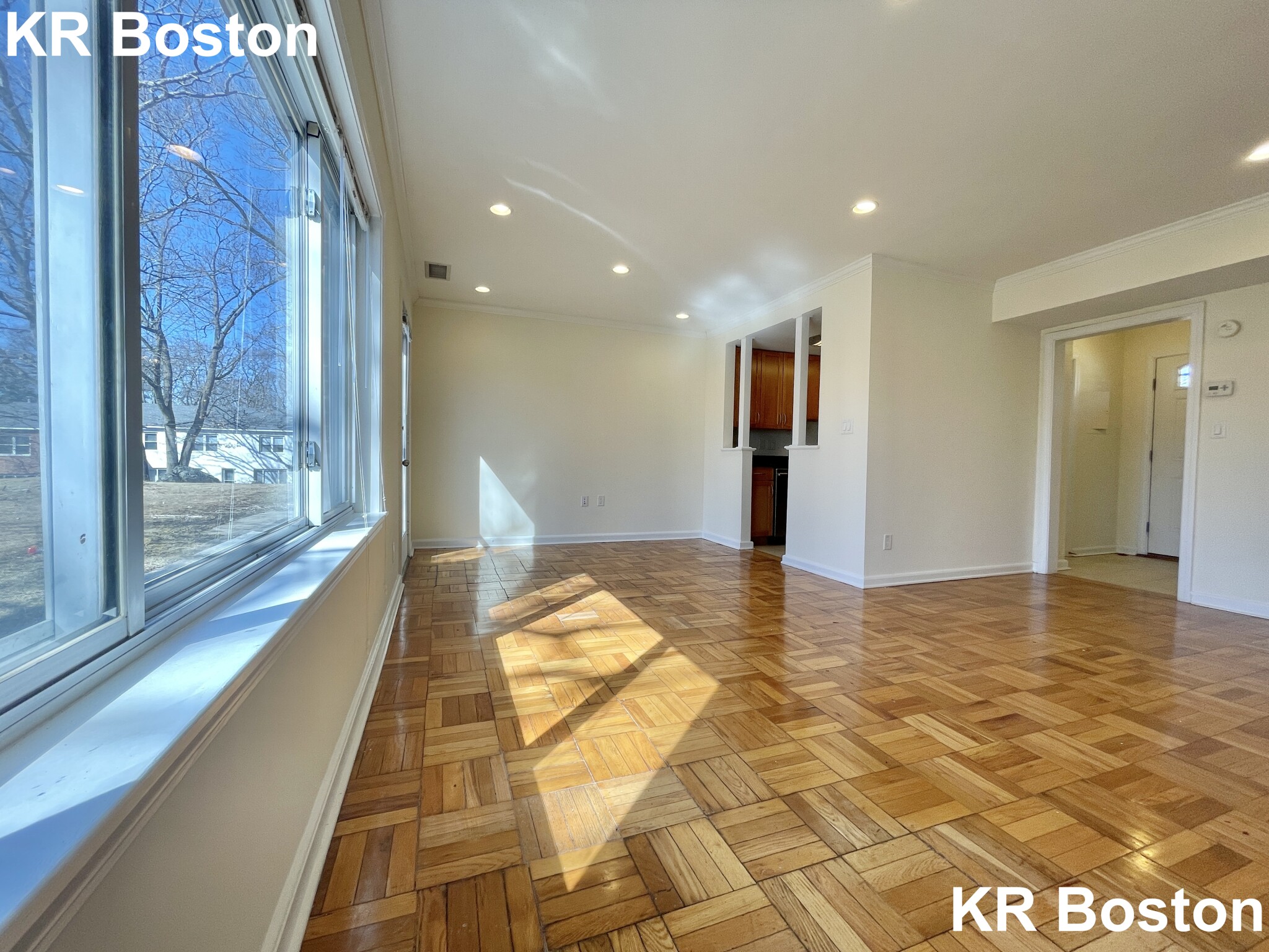 128 Sherman Rd, Chestnut Hill