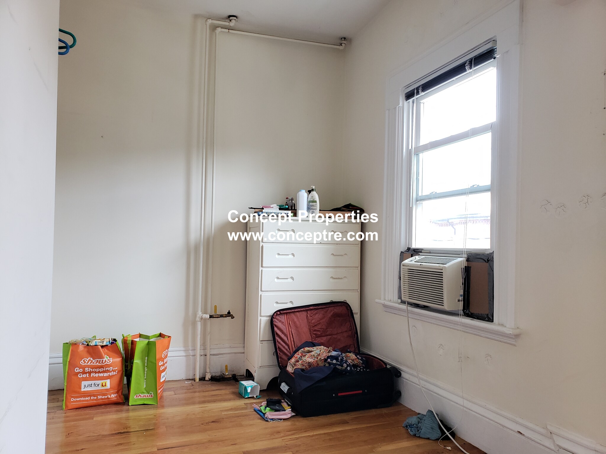 126 Saratoga St, East Boston