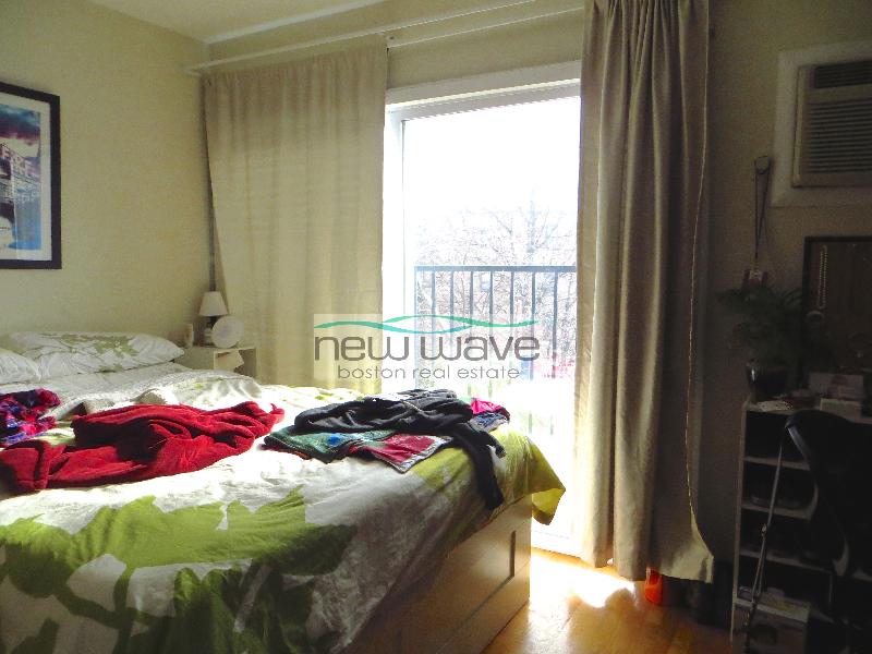 49 Symphony Rd, Fenway