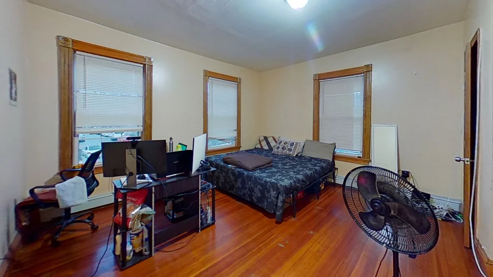 21 Alpine St, Roxbury