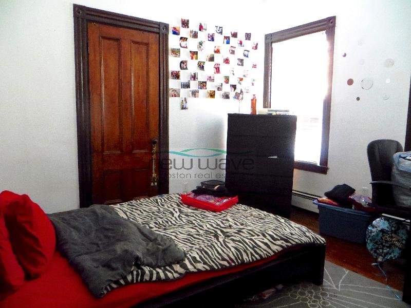 140 Saint Alphonsus, Mission Hill