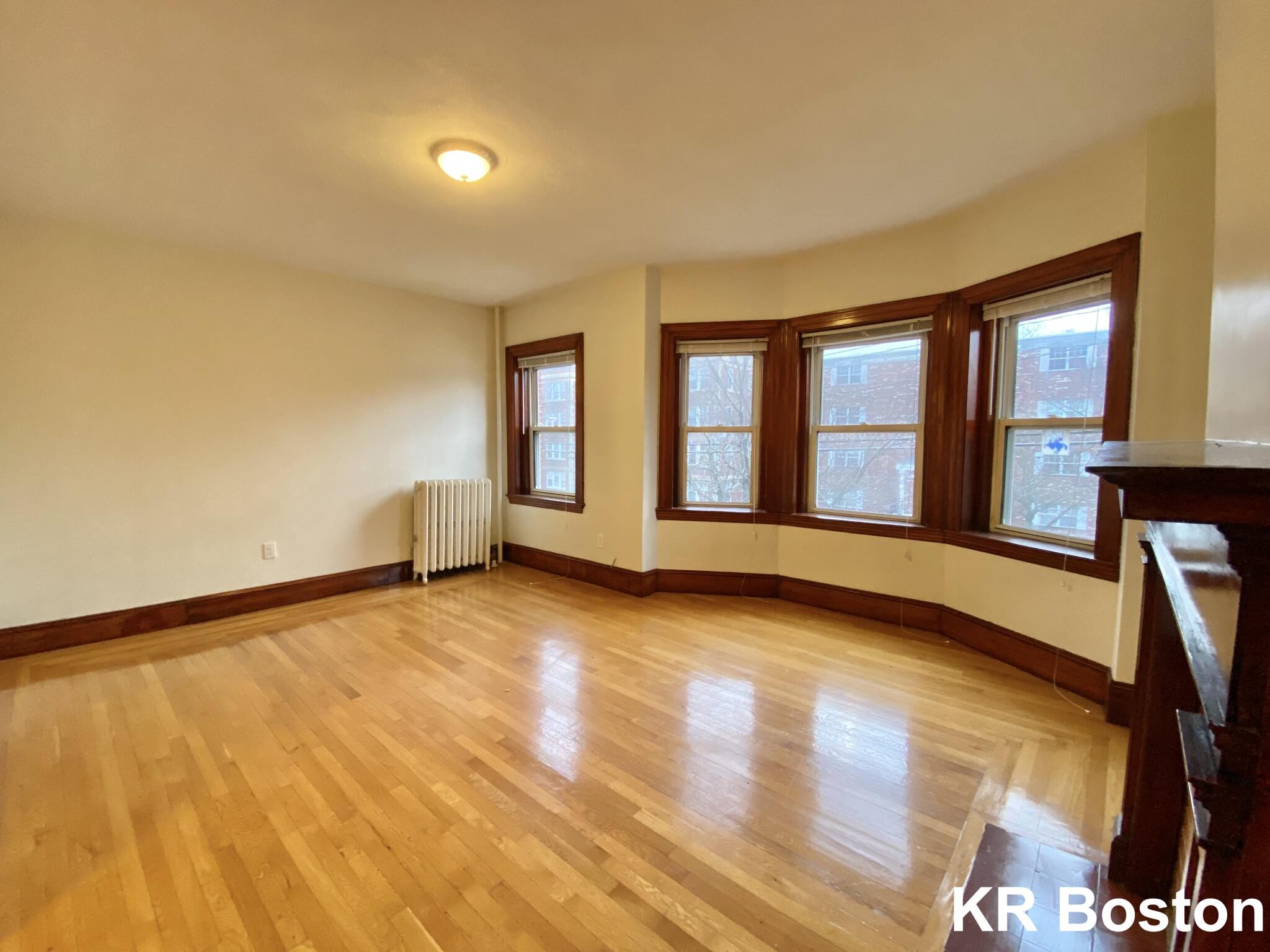 166 Summer St, Winter Hill