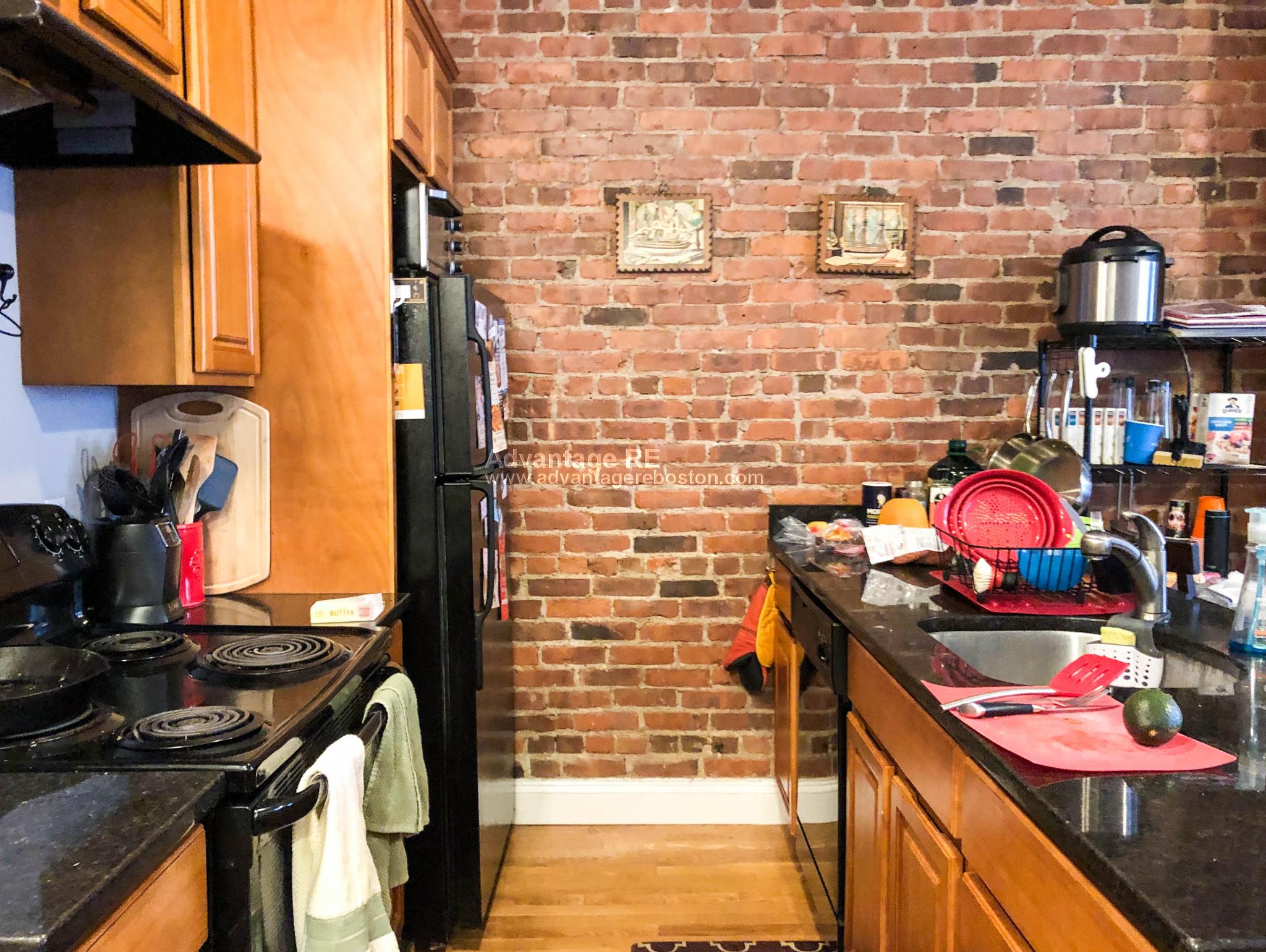 23 Saint Lukes Rd, Allston