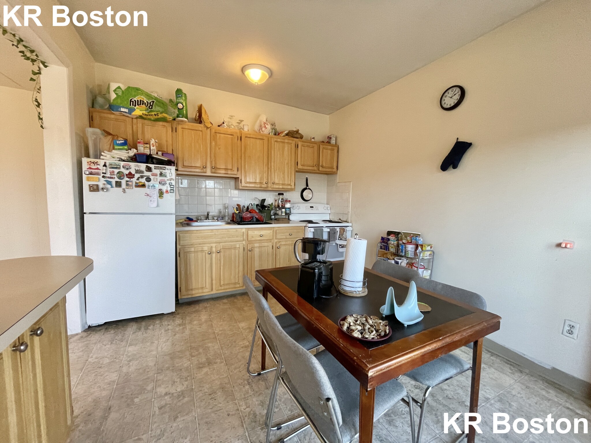 1137 Commonwealth Ave, Allston