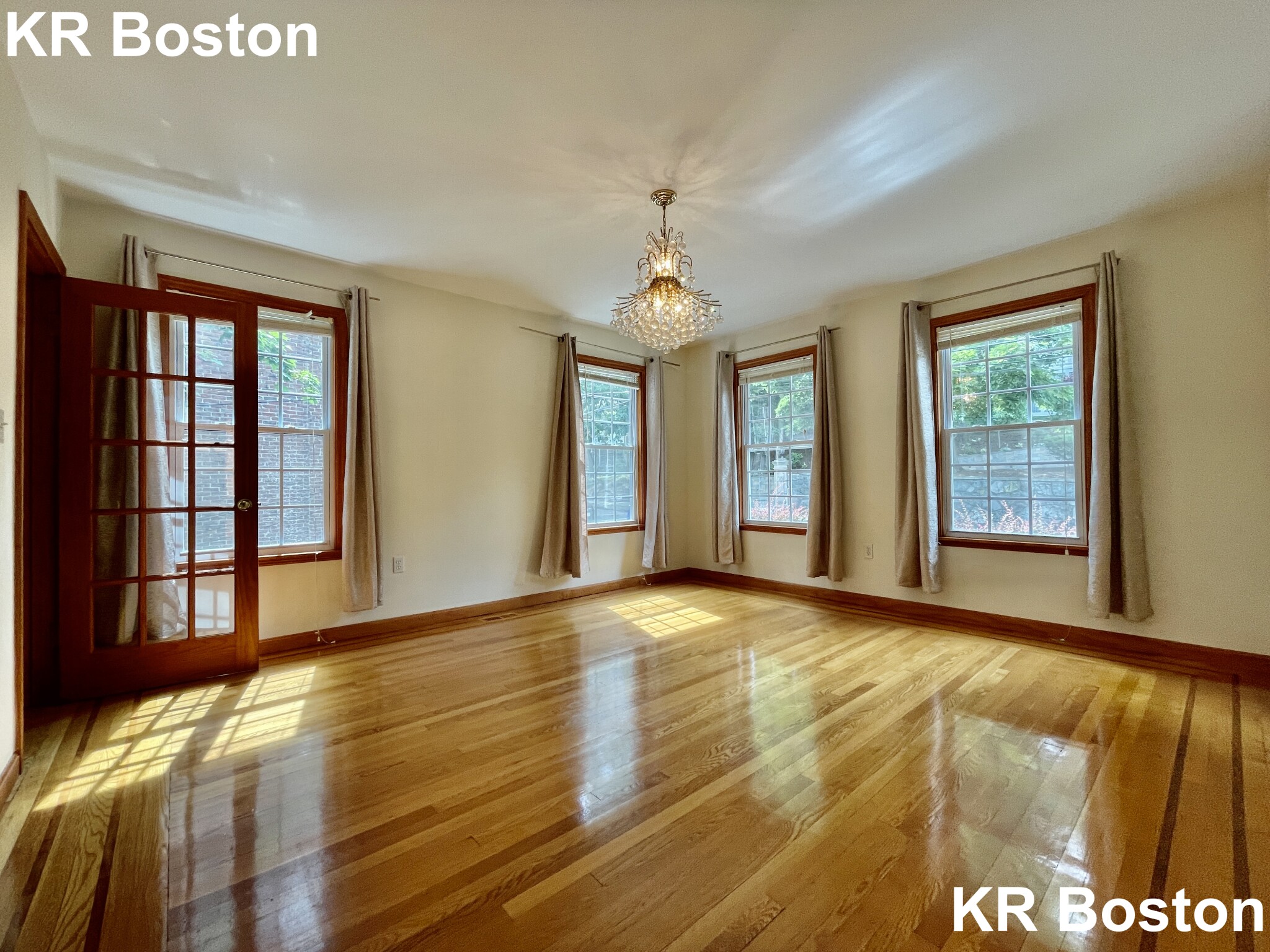 54 Rawson Rd, Washington Square