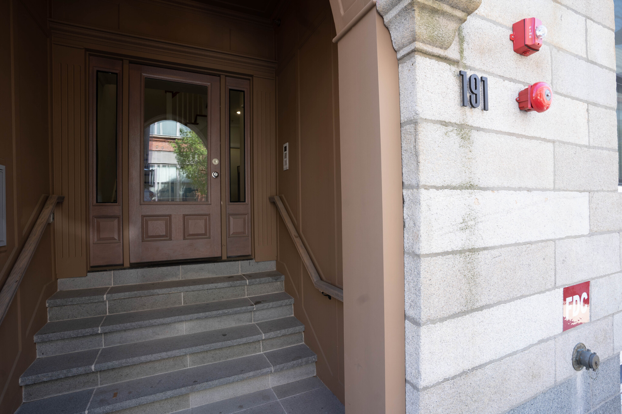 191 Porter St, East Boston