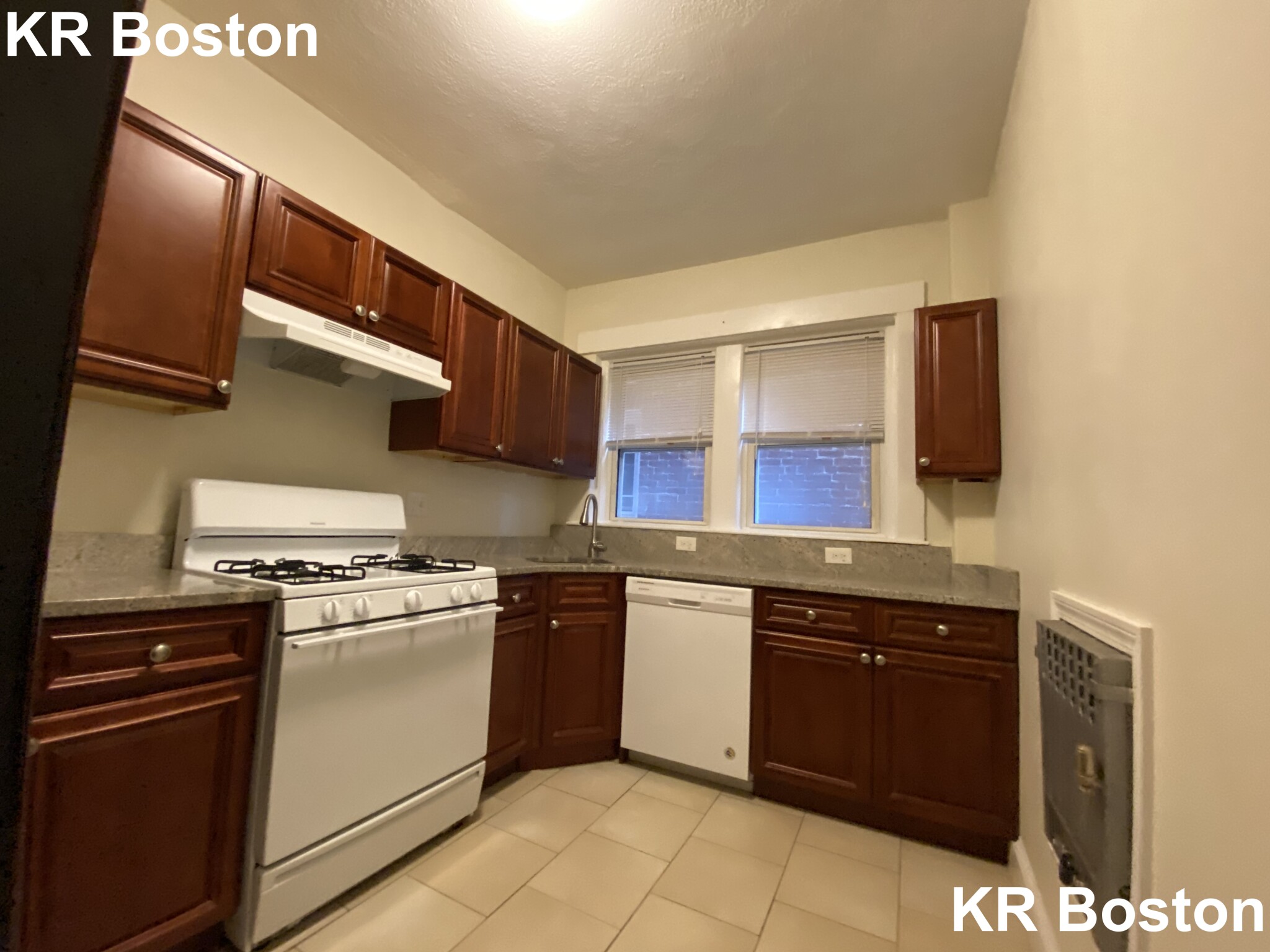 168 Summer St, Winter Hill