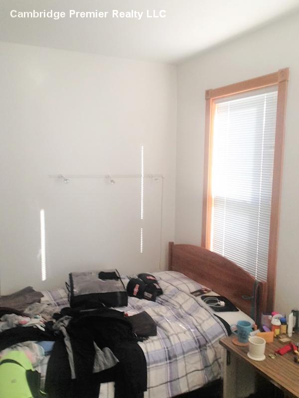 183 Columbia St, Cambridgeport