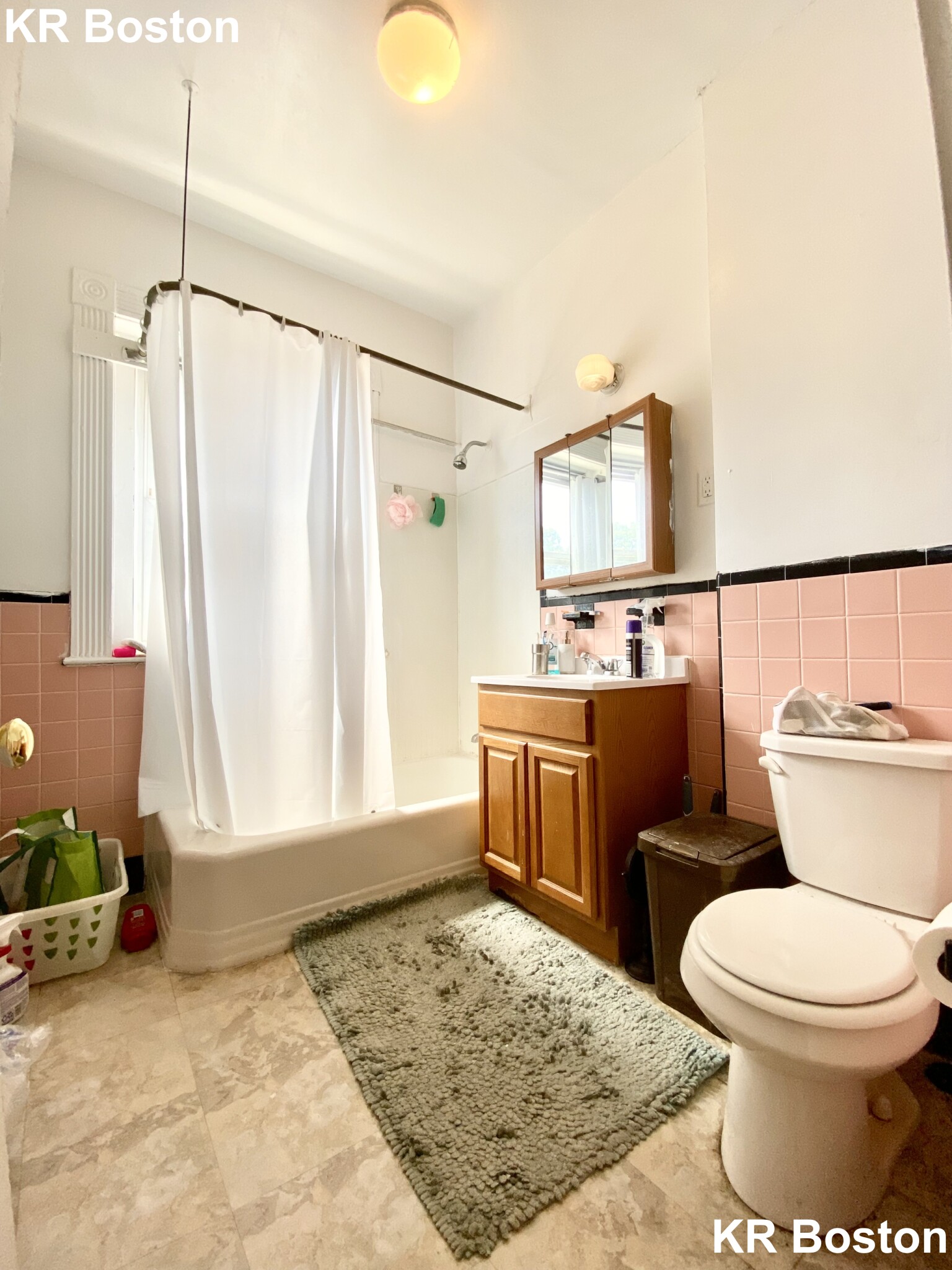 1589 Beacon St, Chestnut Hill