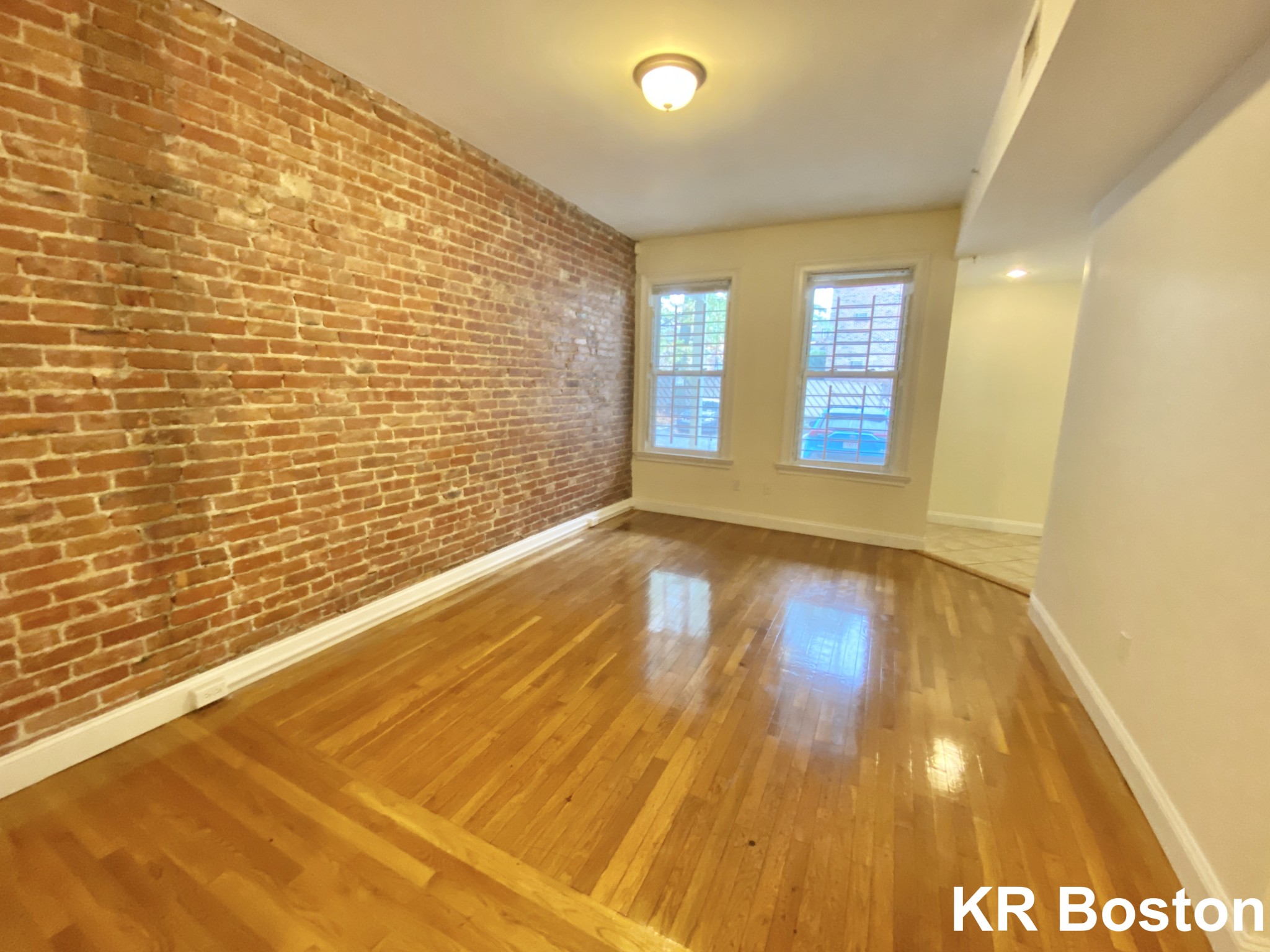 44 Ashford St, Allston