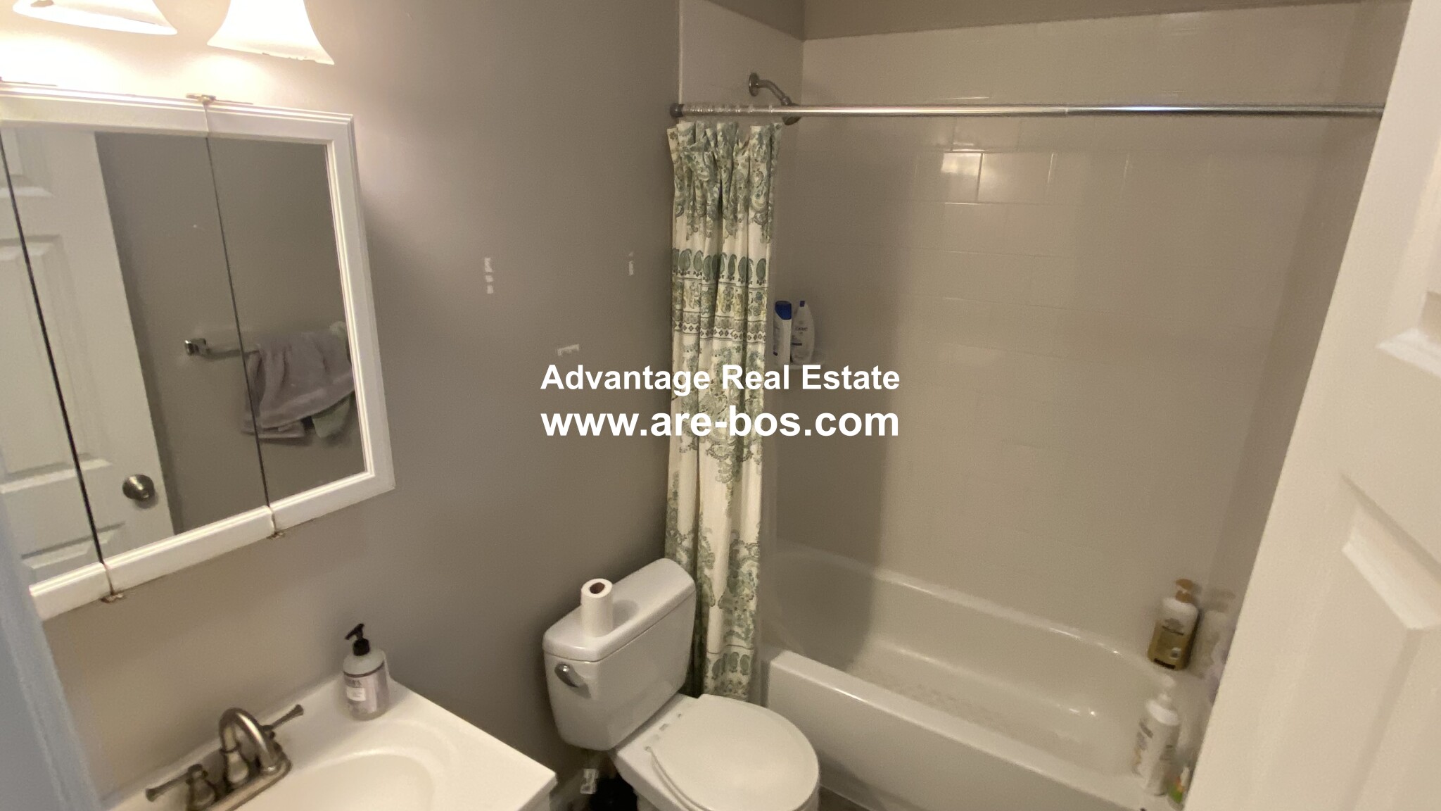 23 Saint Lukes Rd, Allston