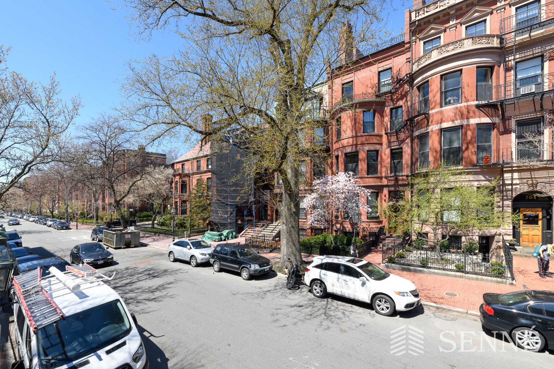 216 Marlborough St, Back Bay