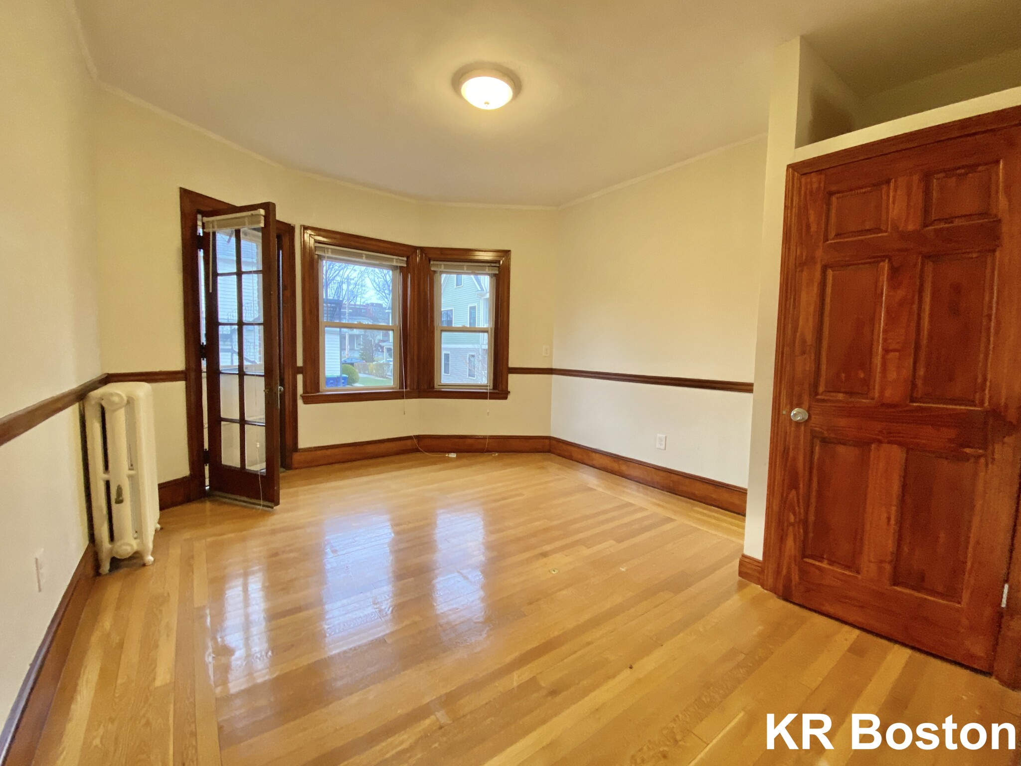 166 Summer St, Winter Hill