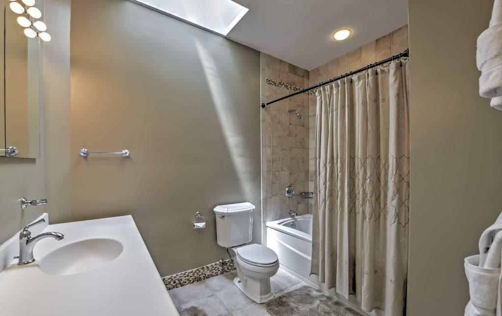 230 Marlborough St, Back Bay