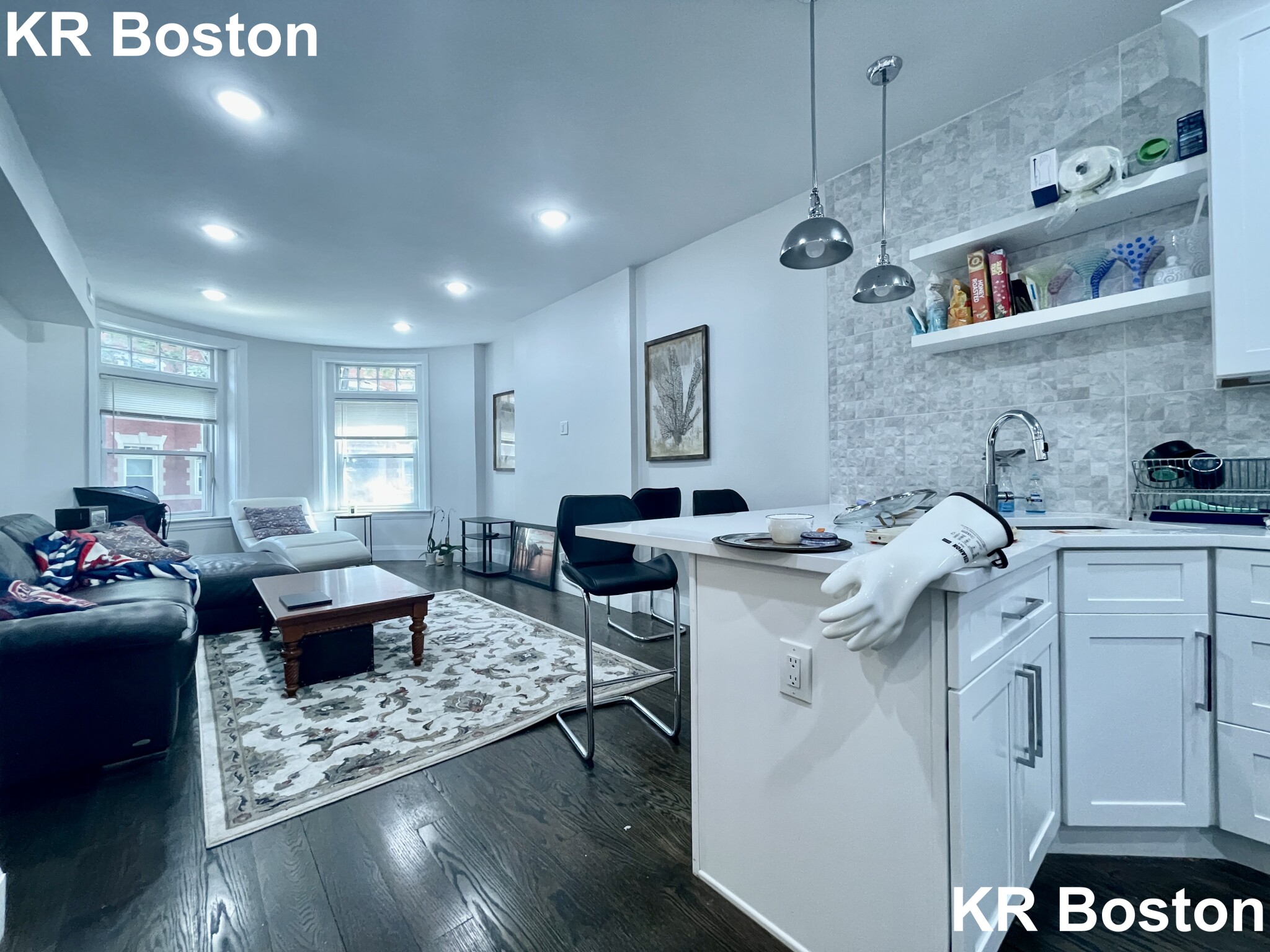 11 Strathmore Rd, Chestnut Hill