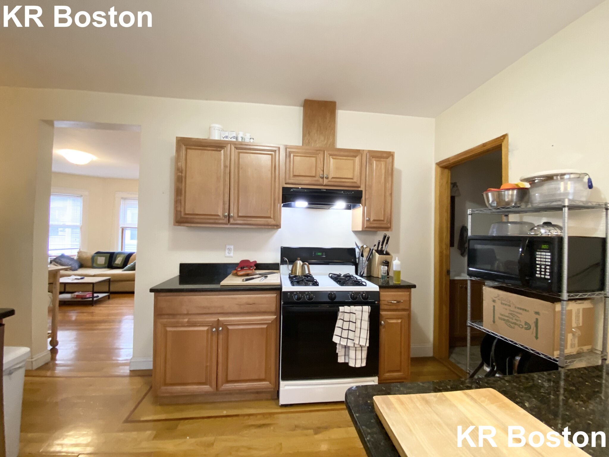 47 Easton St, Allston