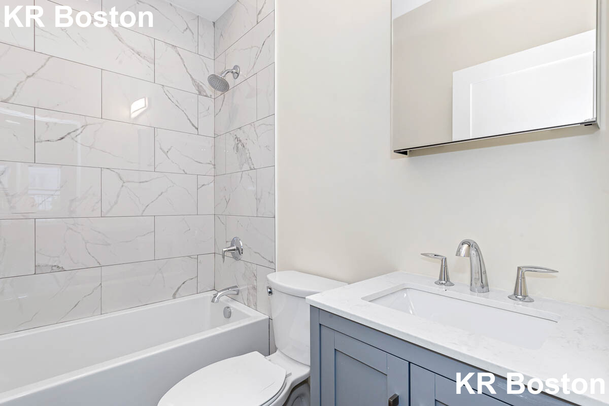 77 Winchester St, Medford