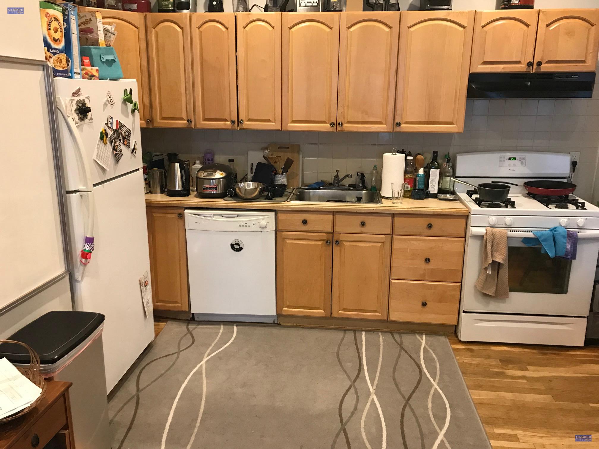 197 Green, Central Square