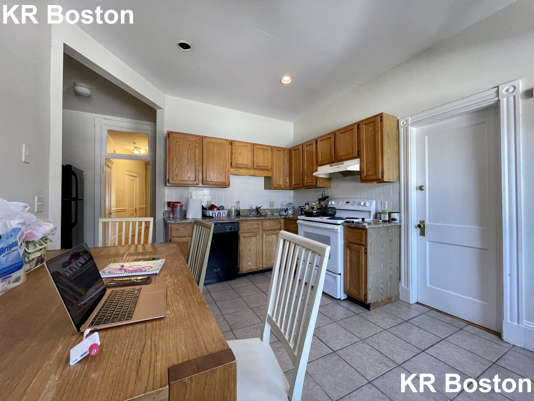 1426 Commonwealth Ave, Brighton