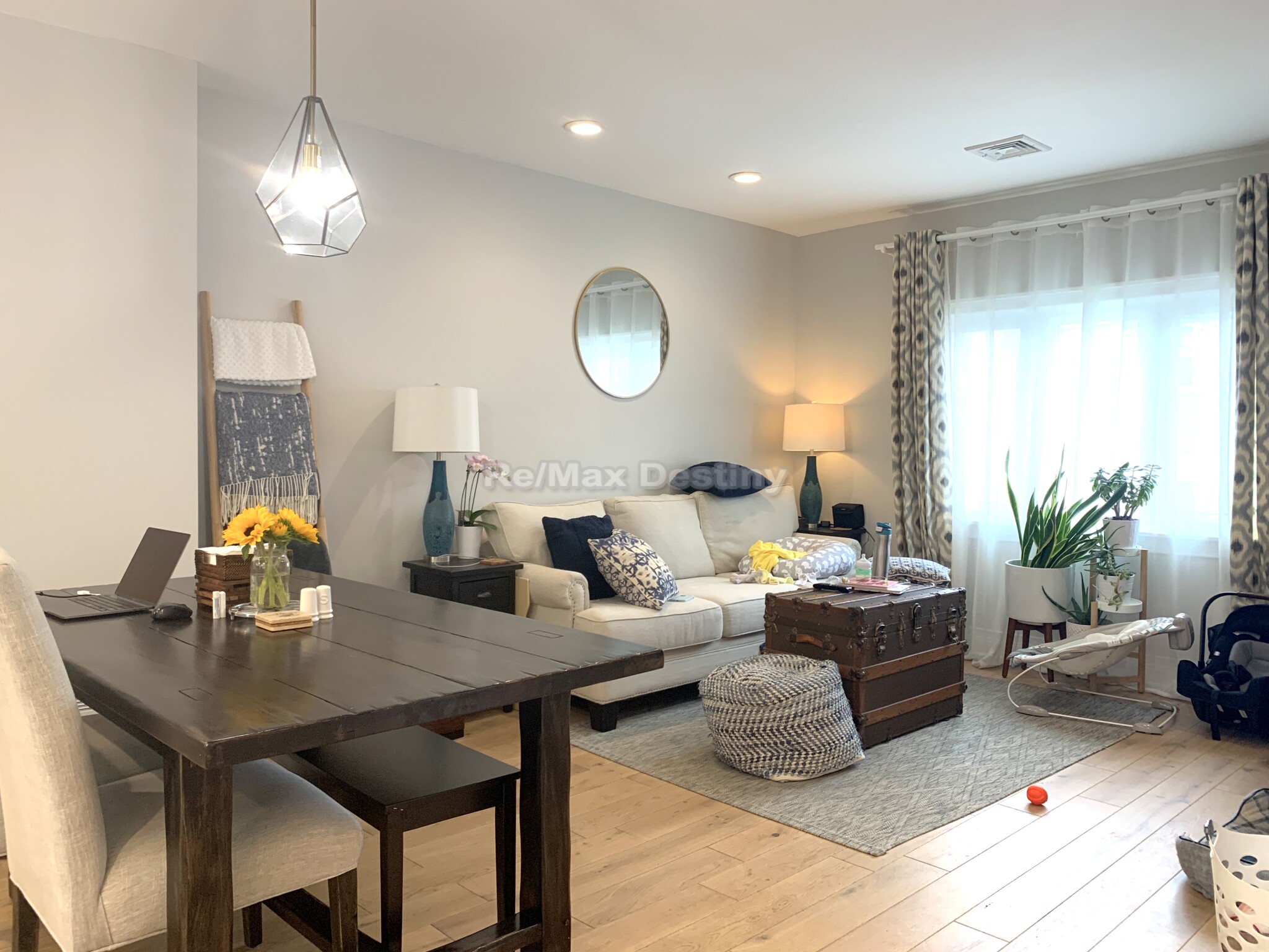 162 Saratoga St, East Boston