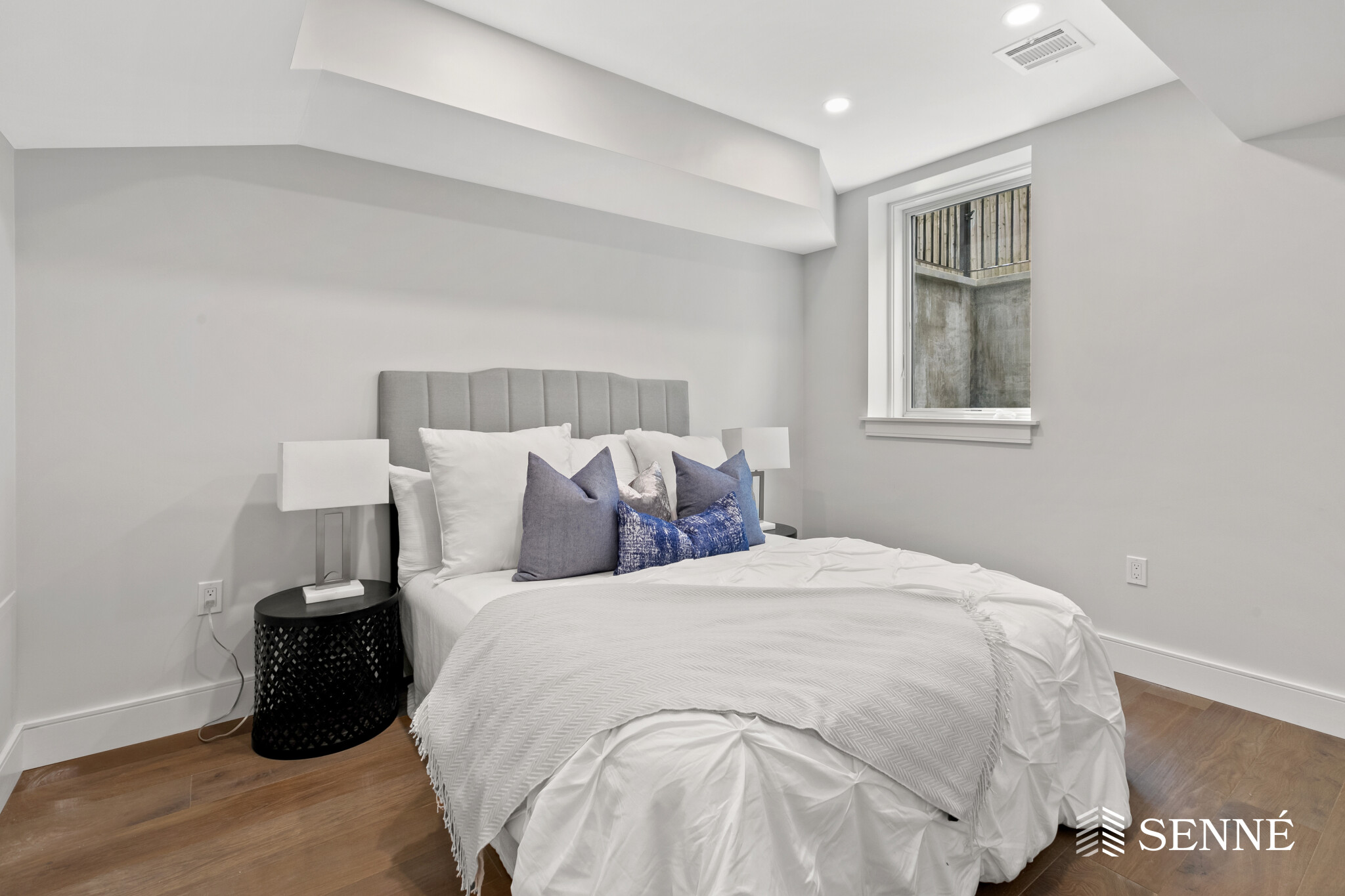 154 Thorndike St, East Cambridge