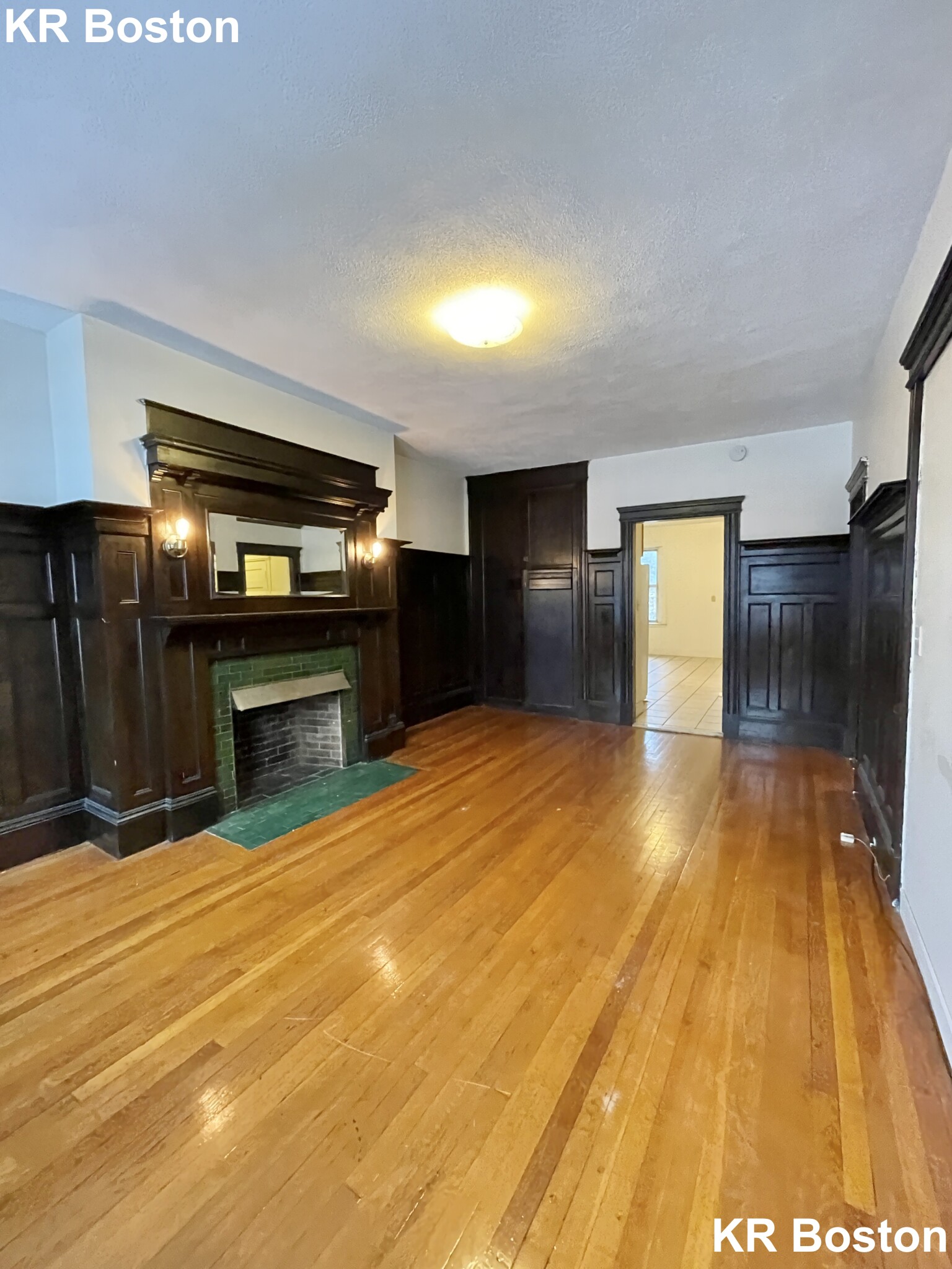 1900 Beacon St, Chestnut Hill