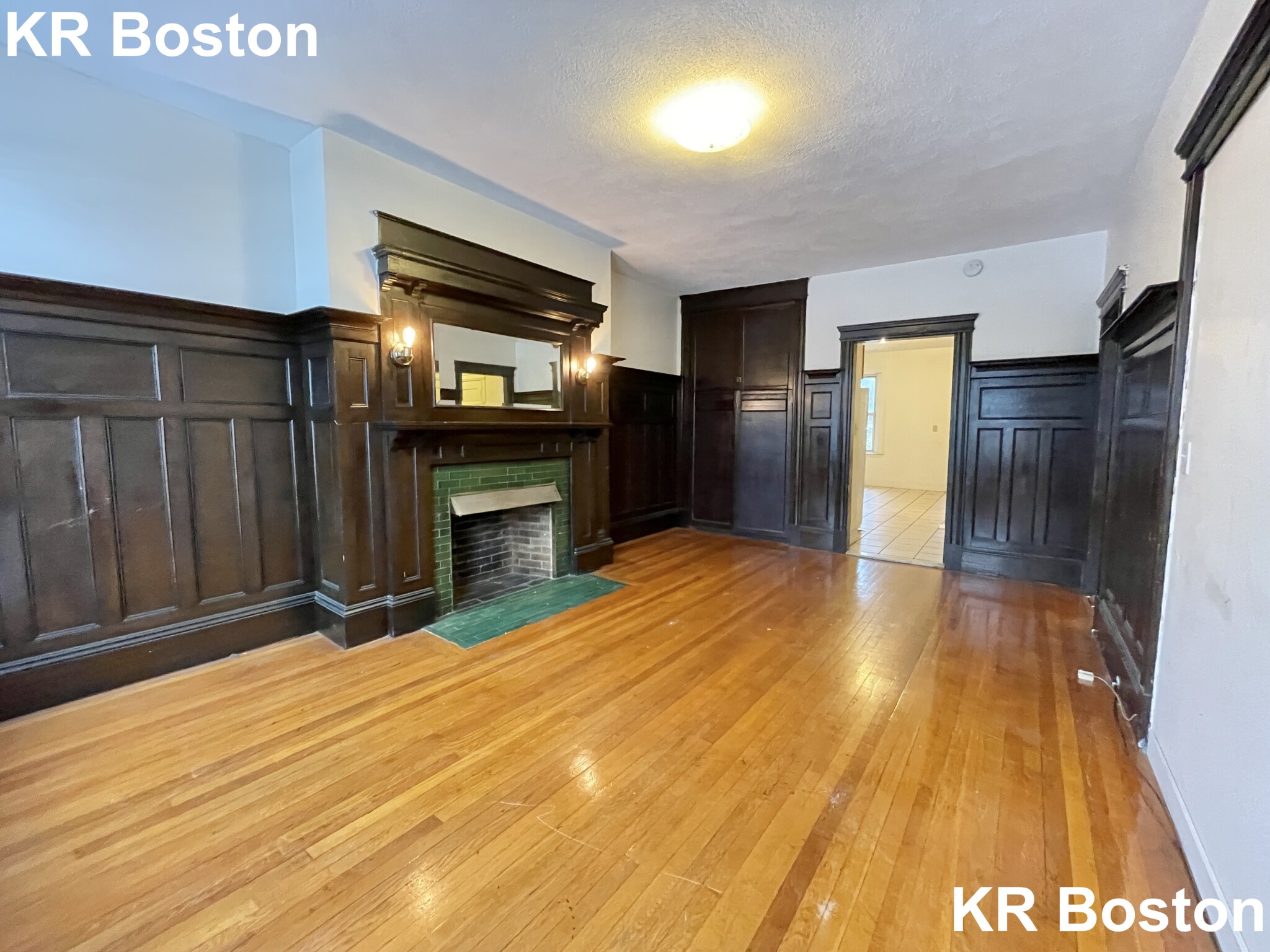 1900 Beacon St, Chestnut Hill