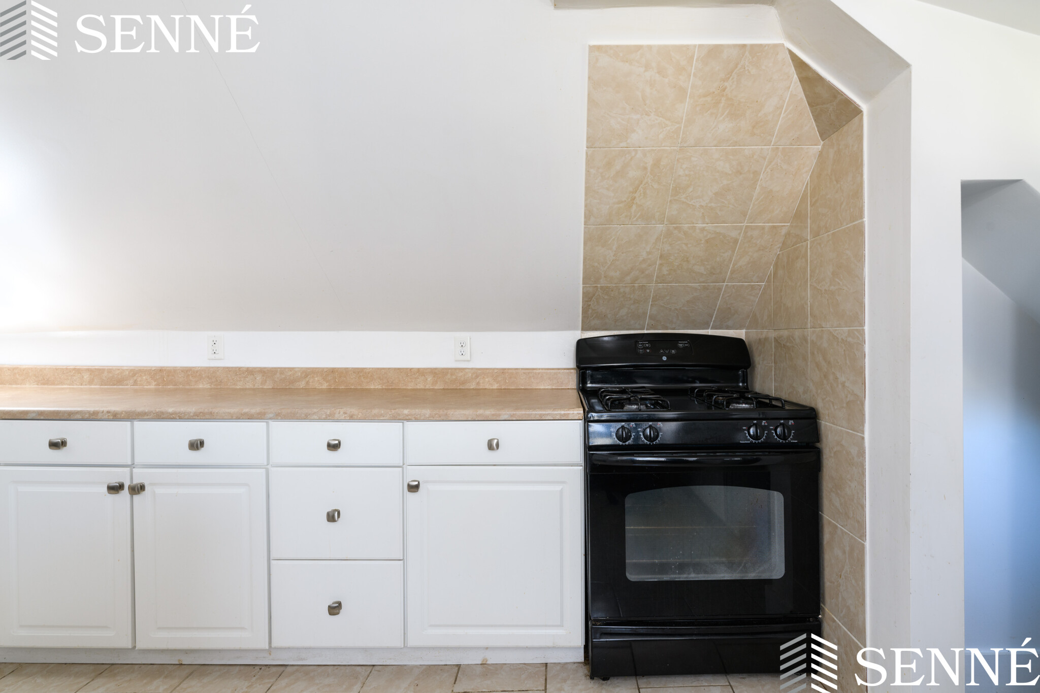 27 Hammond St, Harvard Square