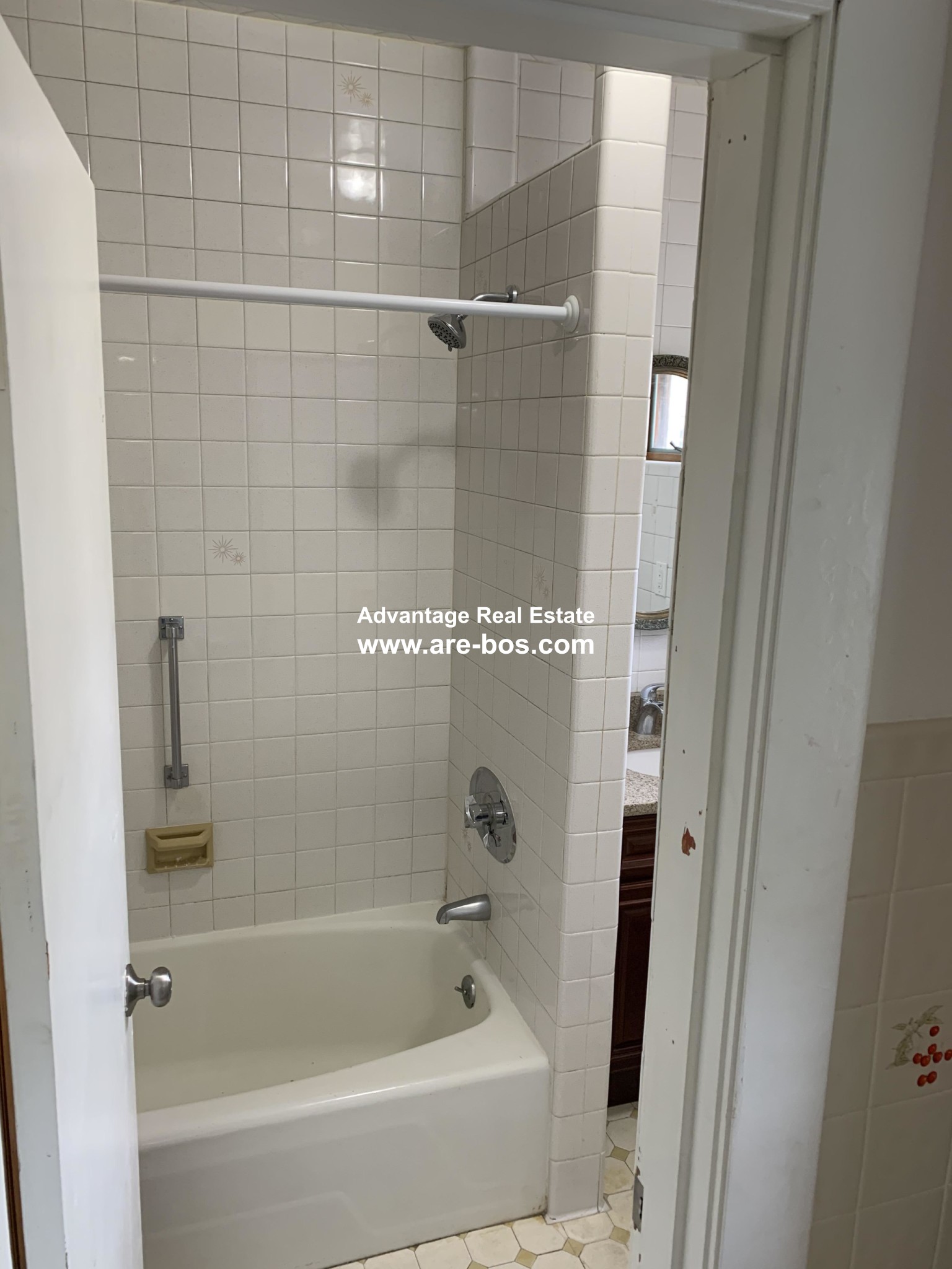 53 Hunnewell, Brighton