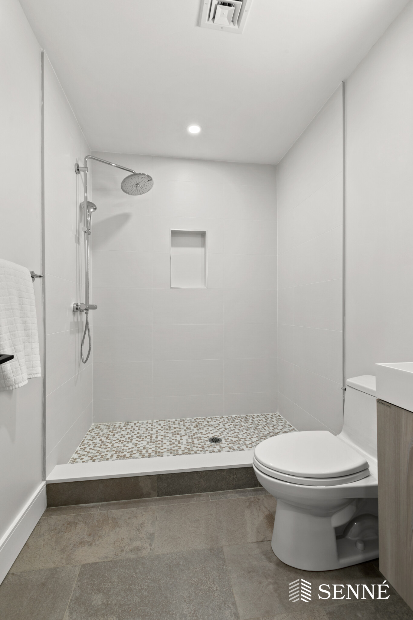 154 Thorndike St, East Cambridge