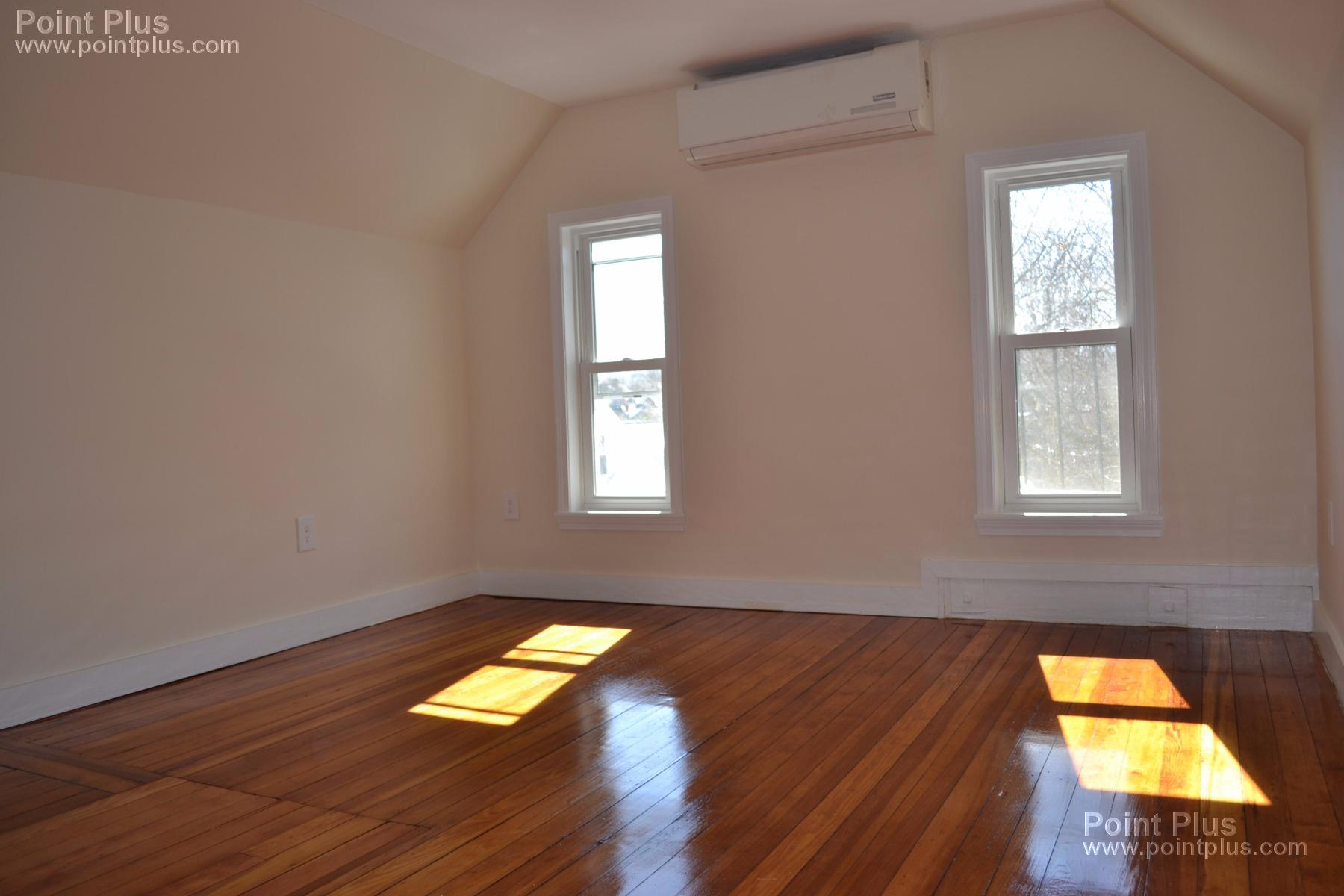 1 Porter Cir, Porter Square