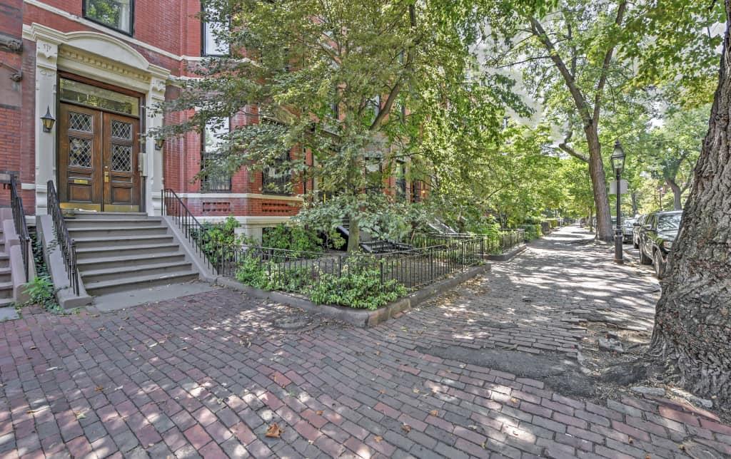 230 Marlborough St, Back Bay