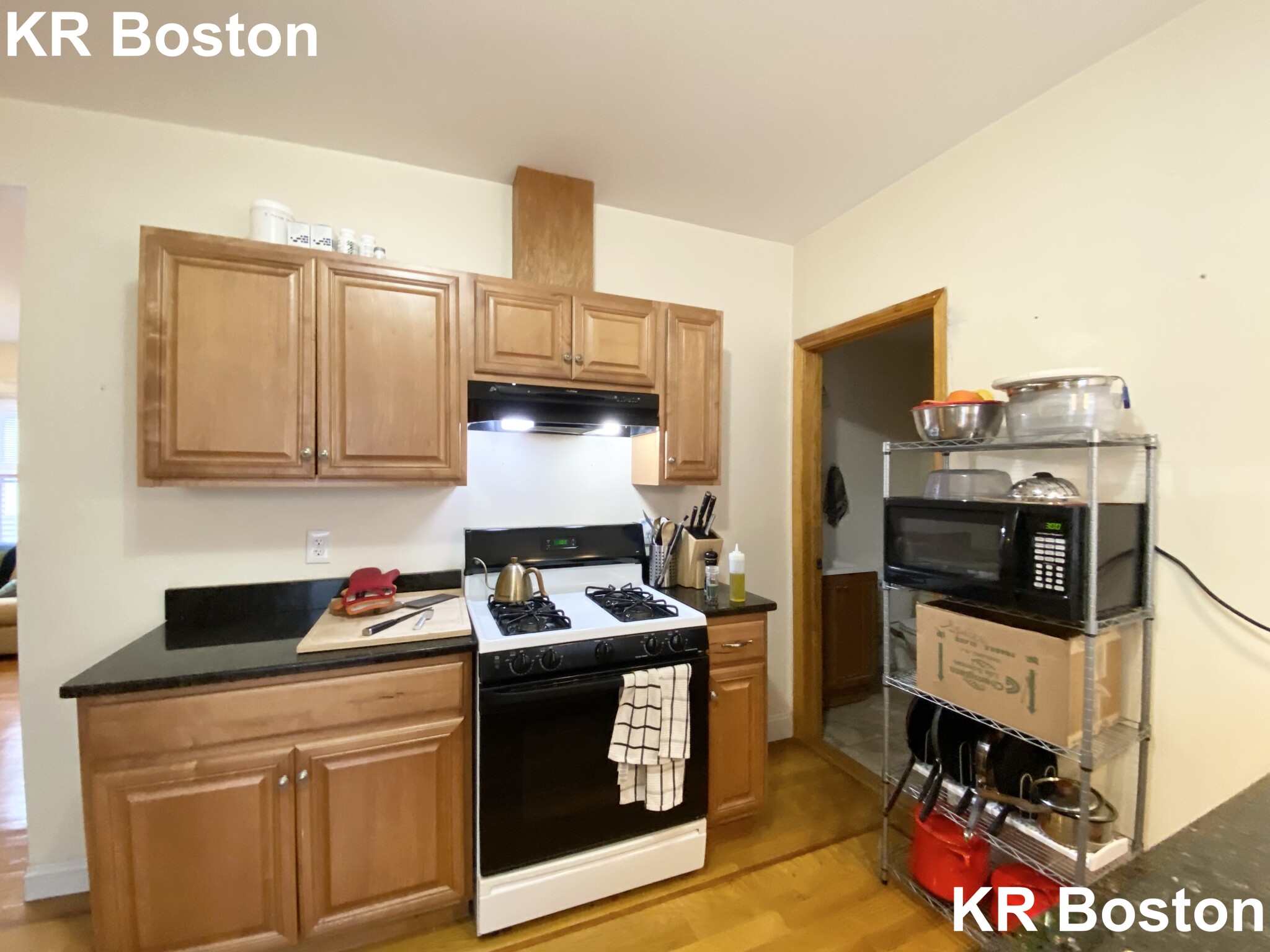 47 Easton St, Allston