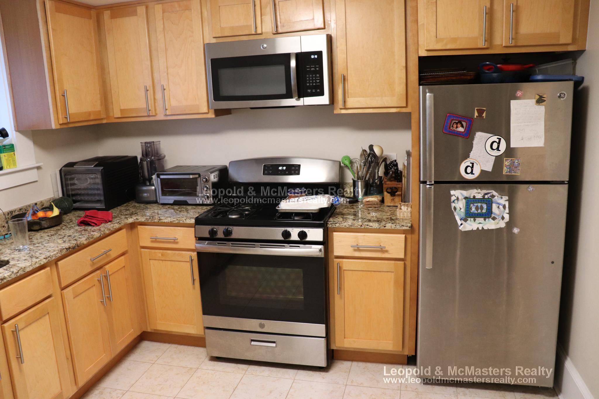 16 Short St, Coolidge Corner