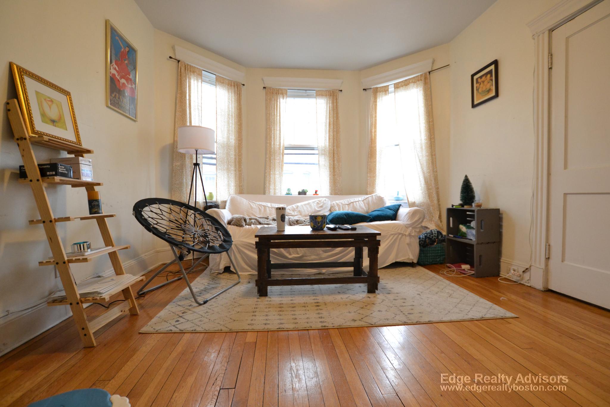 72 Strathmore Rd, Brighton