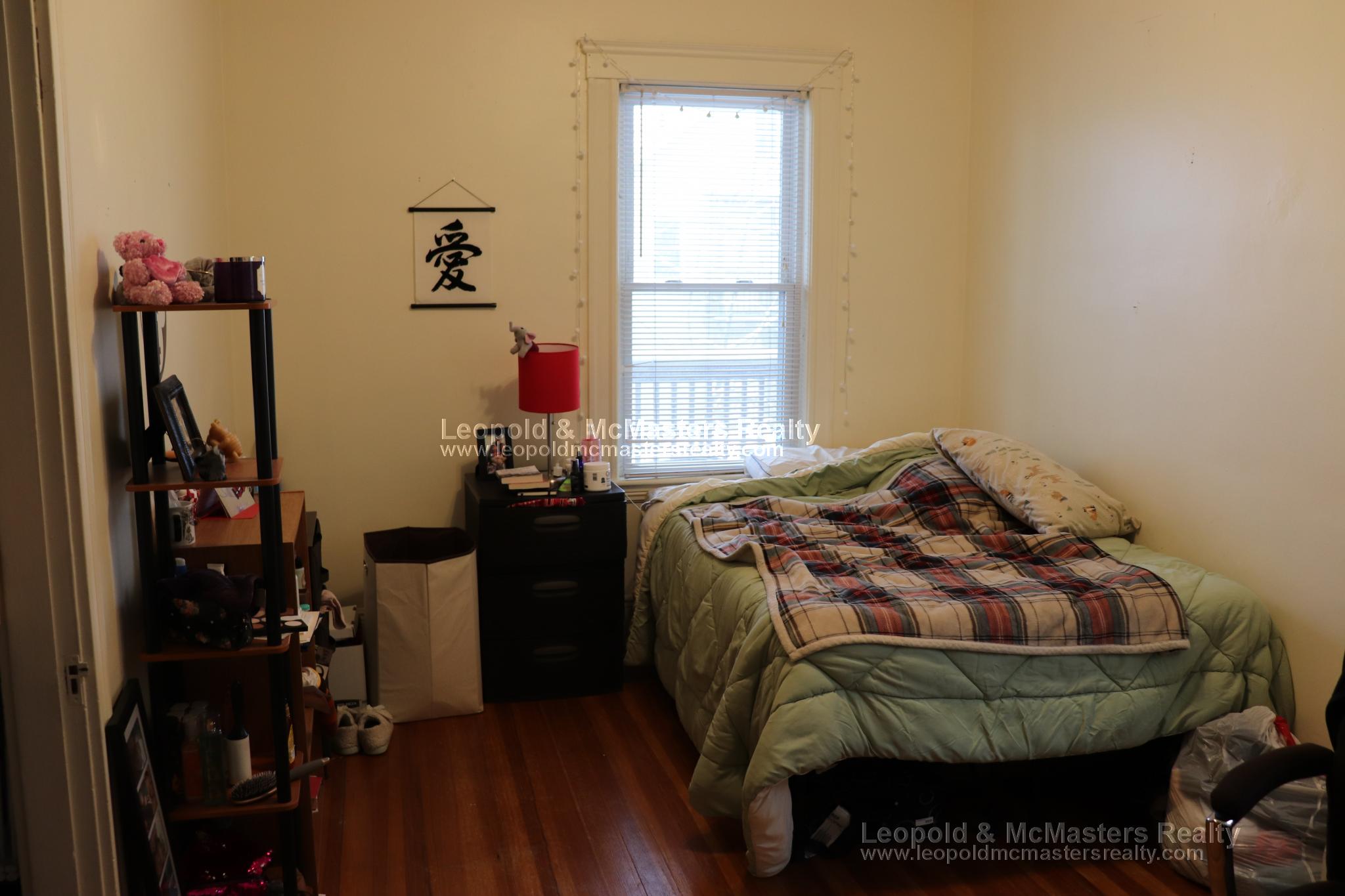 44 Easton St, Allston