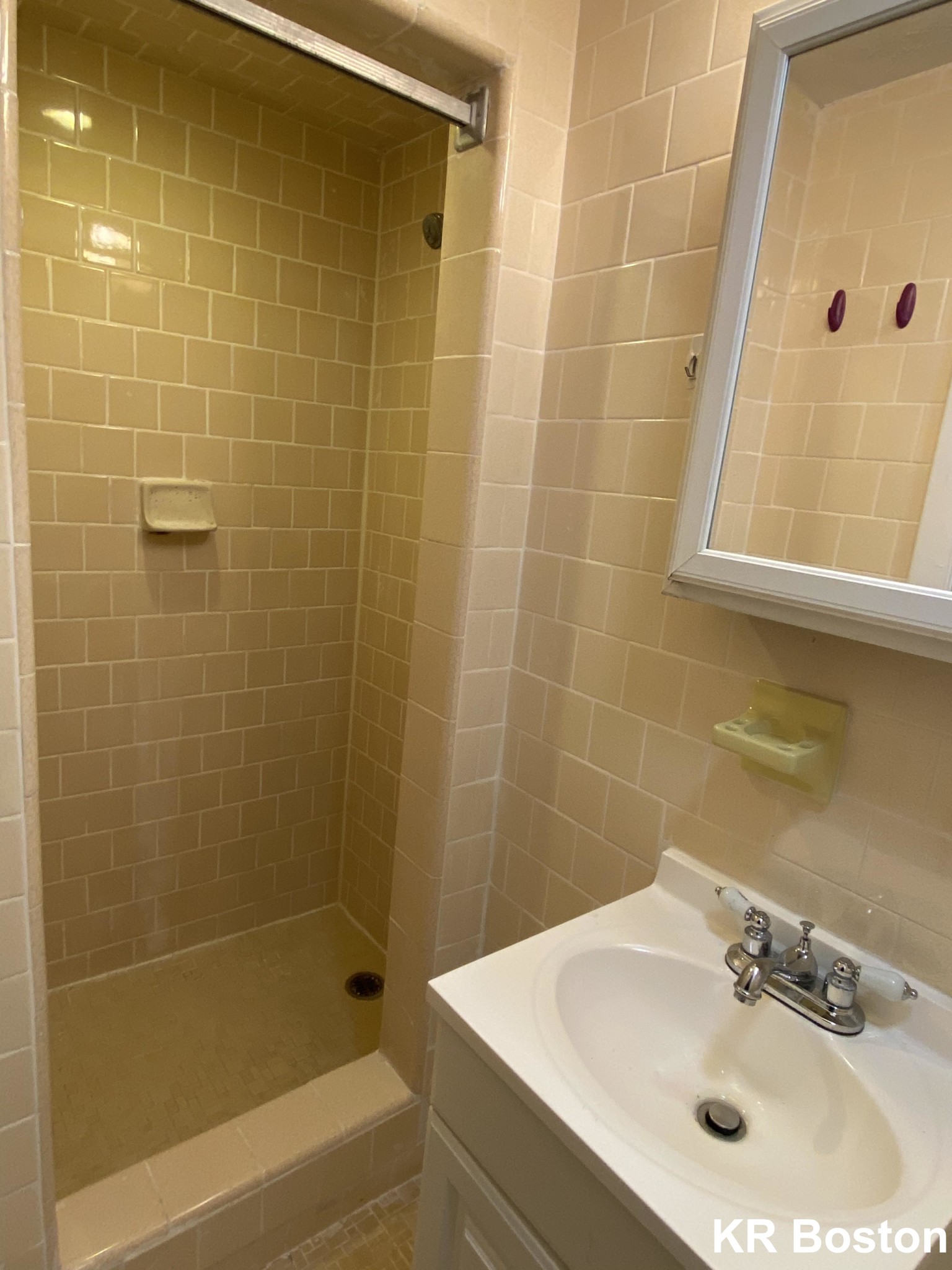 16 Armington St, Allston