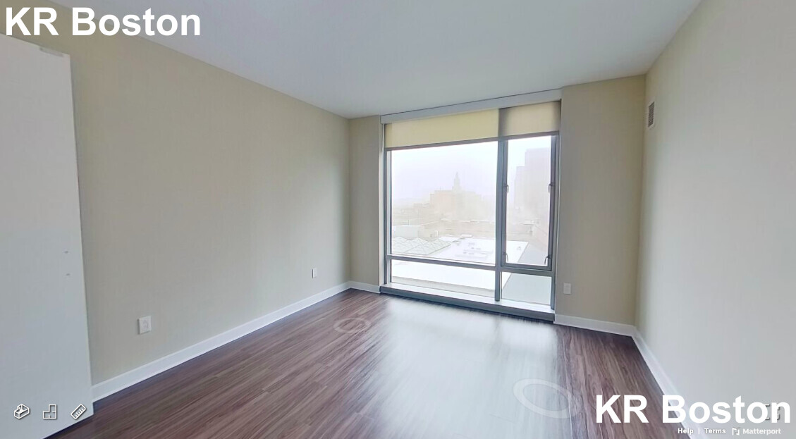 70 Exeter St, Back Bay